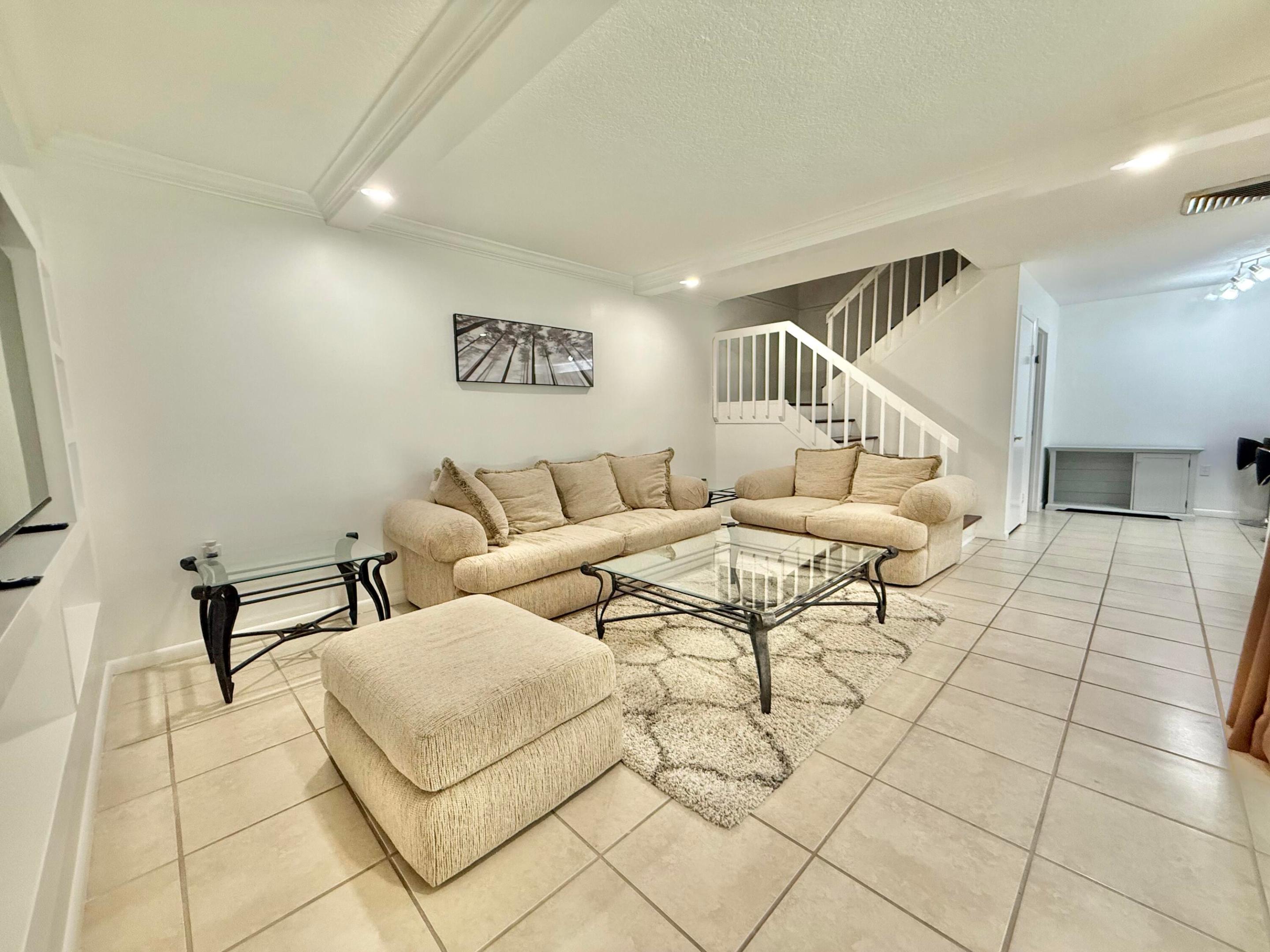 2410 24th, Palm Beach Gardens FL 33418