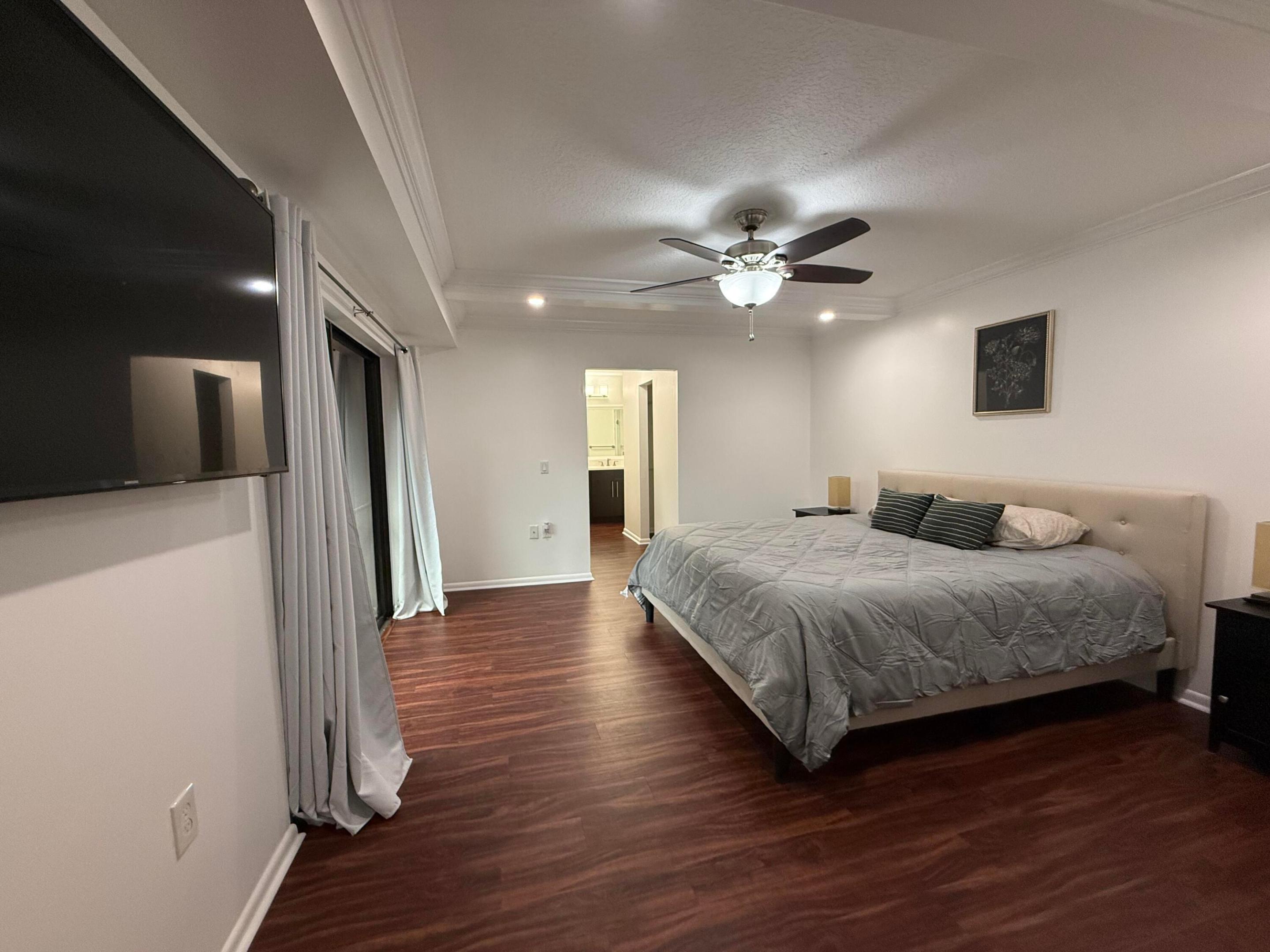 2410 24th, Palm Beach Gardens FL 33418