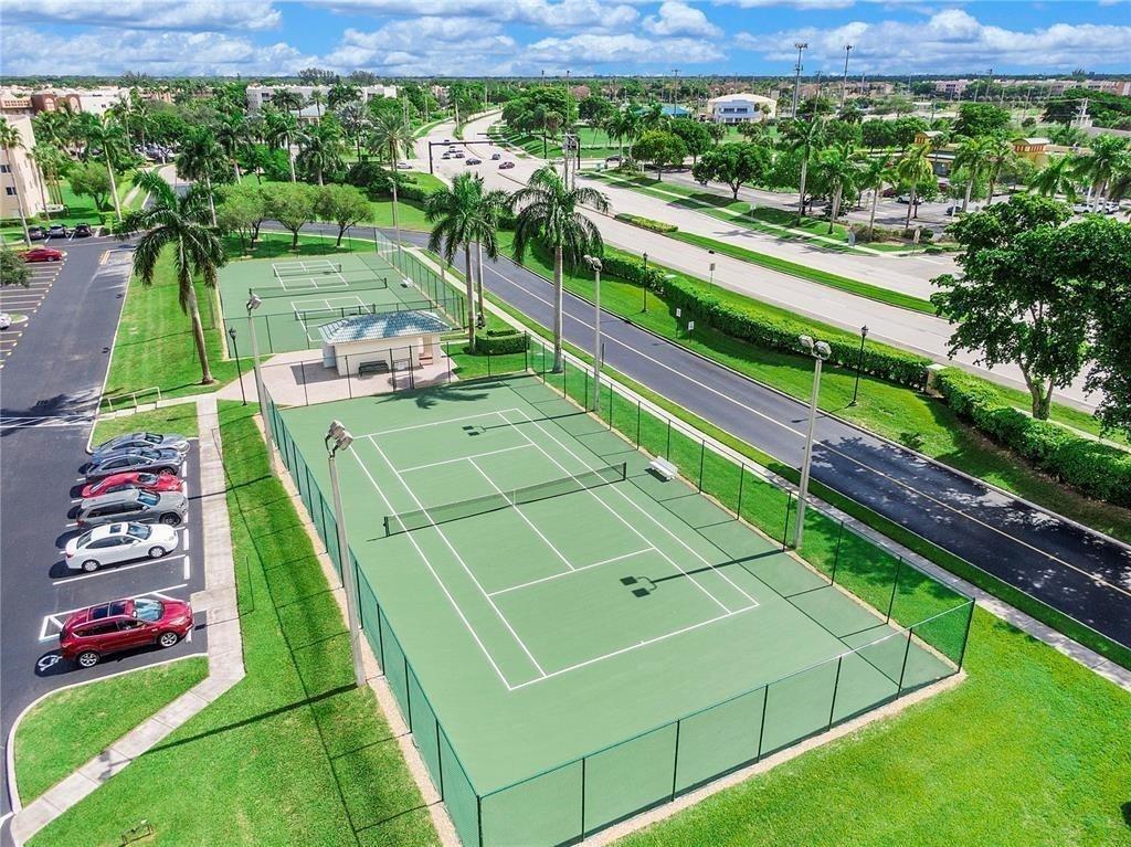 7647 Southampton #308, Tamarac FL 33321