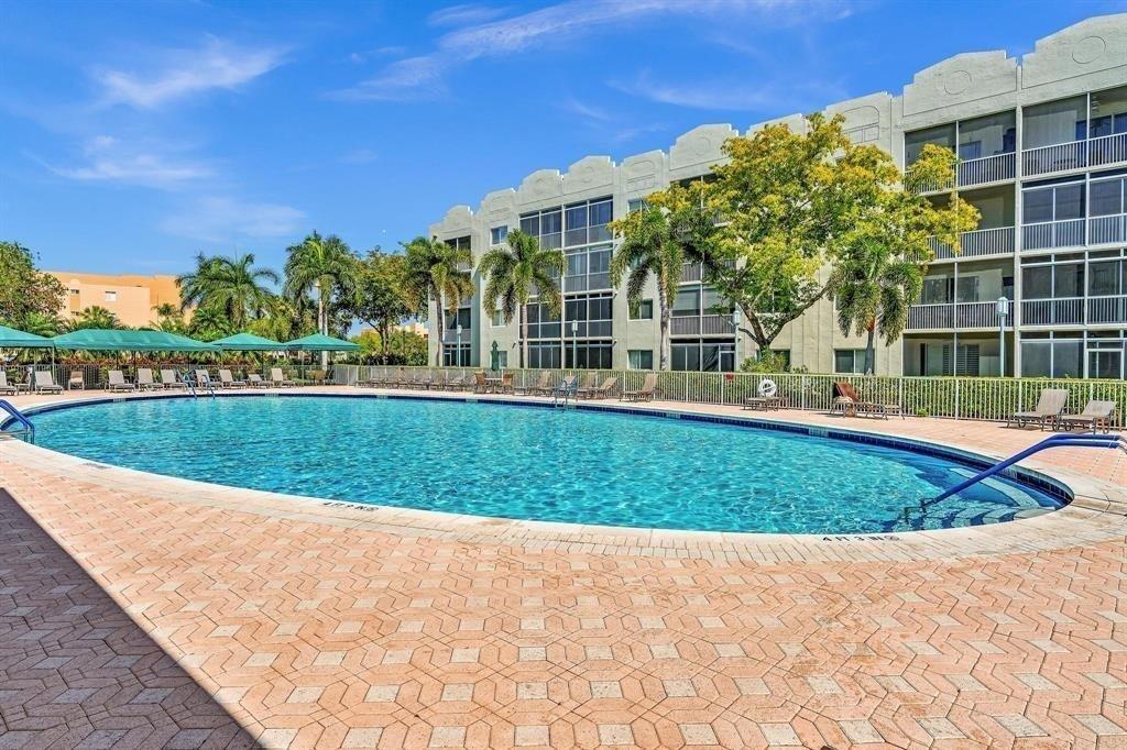 7647 Southampton #308, Tamarac FL 33321