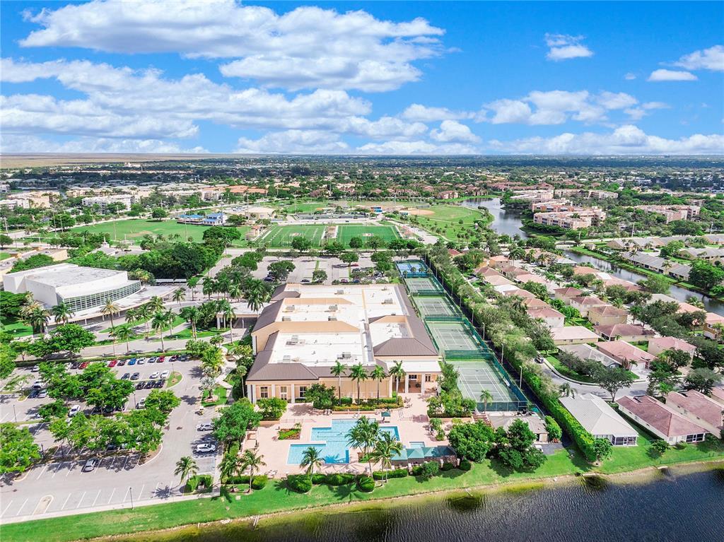 7647 Southampton #308, Tamarac FL 33321
