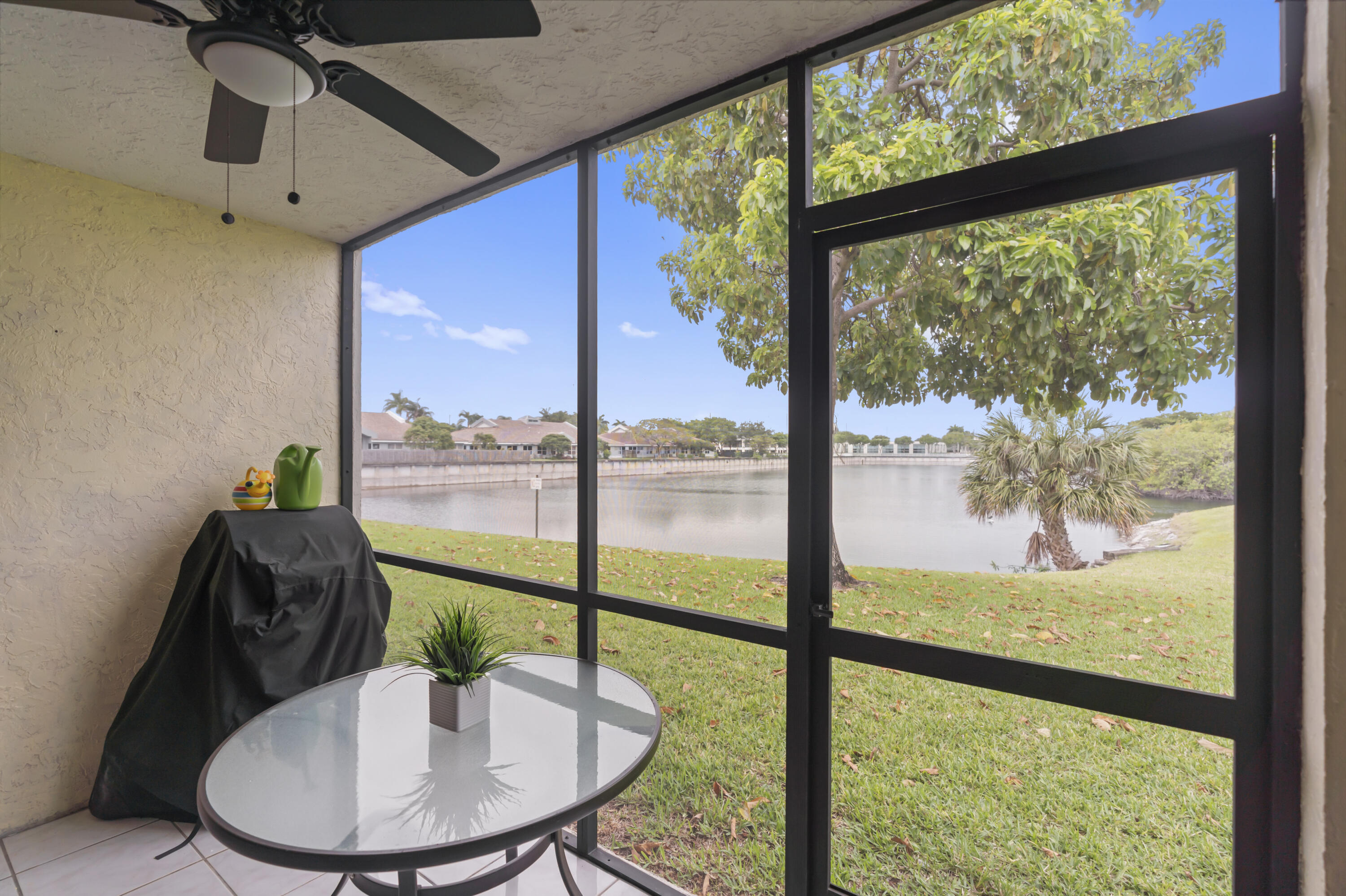 3100 NW 46th #107, Oakland Park FL 33309