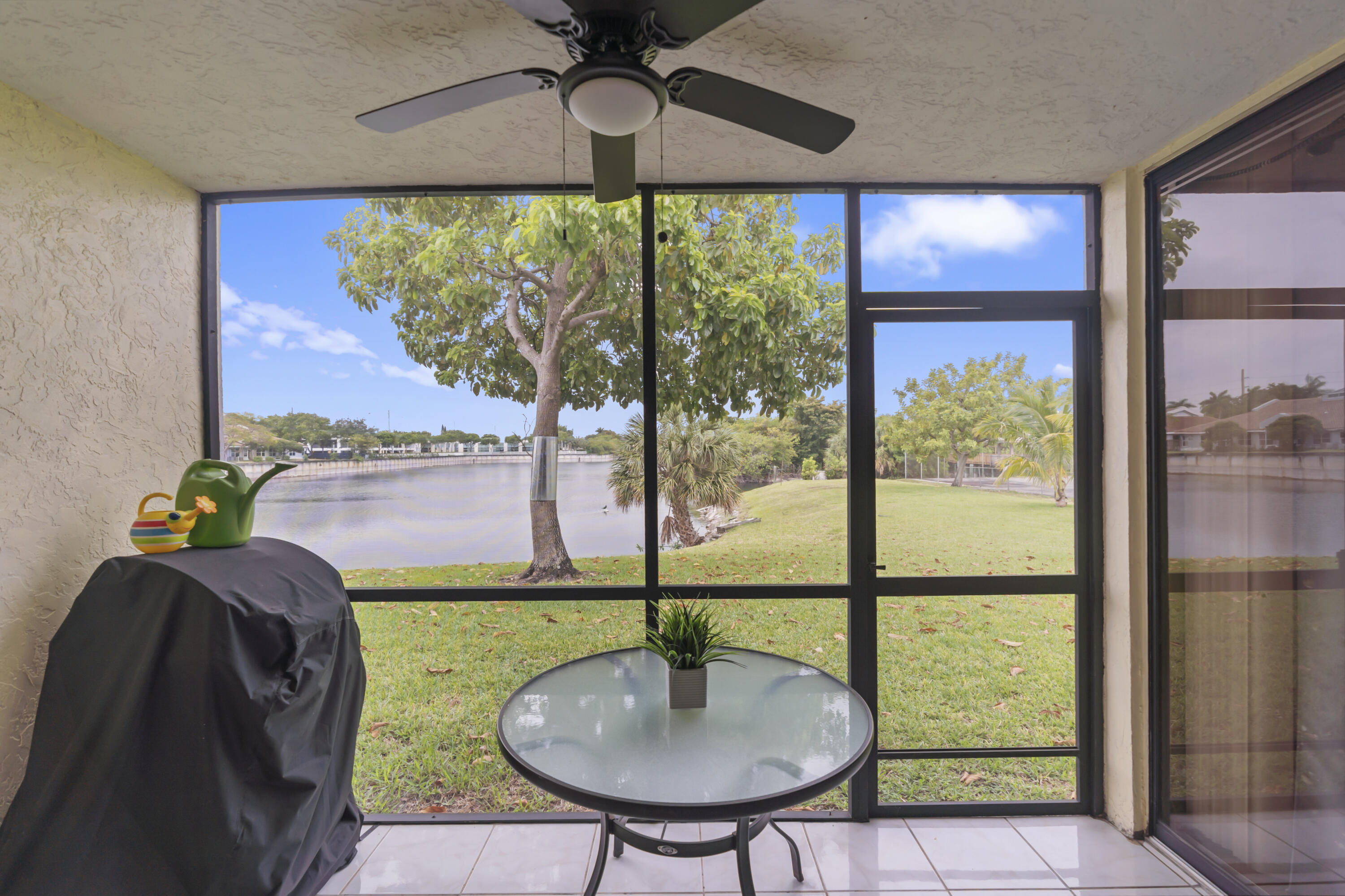 3100 NW 46th #107, Oakland Park FL 33309