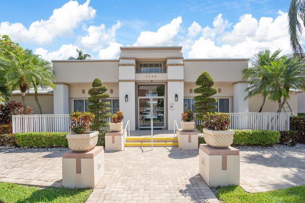 7383 Granville #314, Tamarac FL 33321