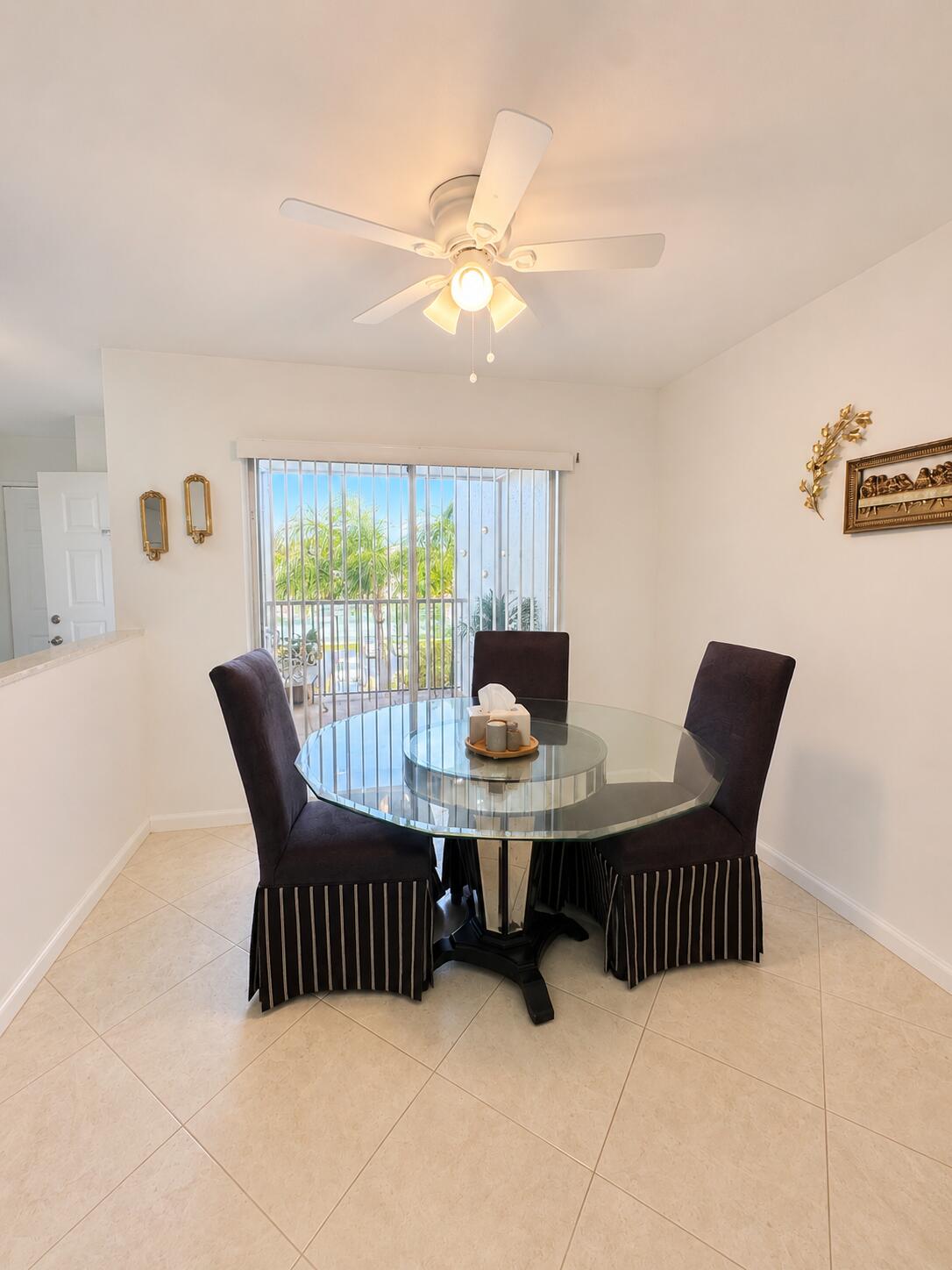 7383 Granville #314, Tamarac FL 33321