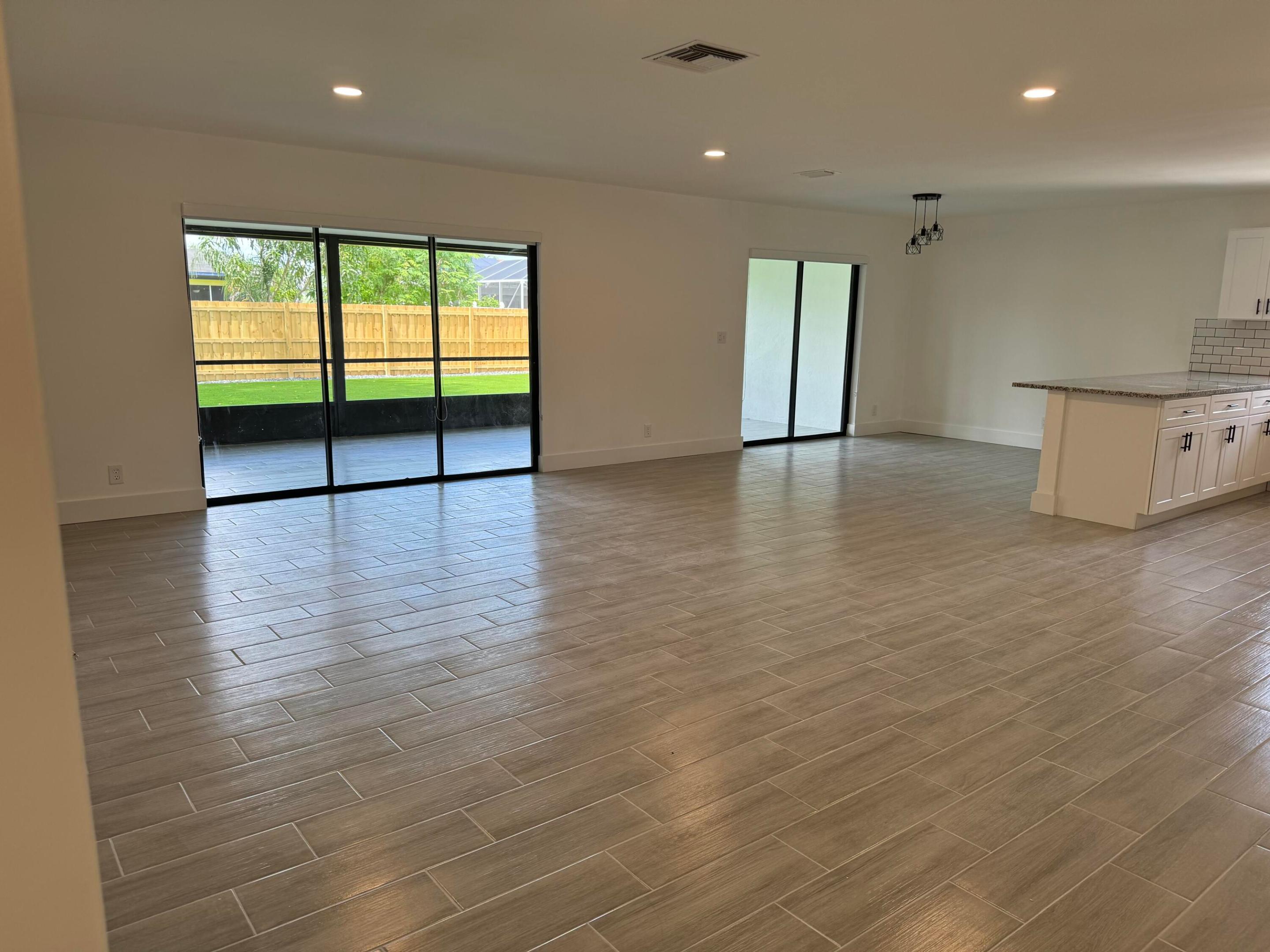 158 Cordoba, Royal Palm Beach FL 33411