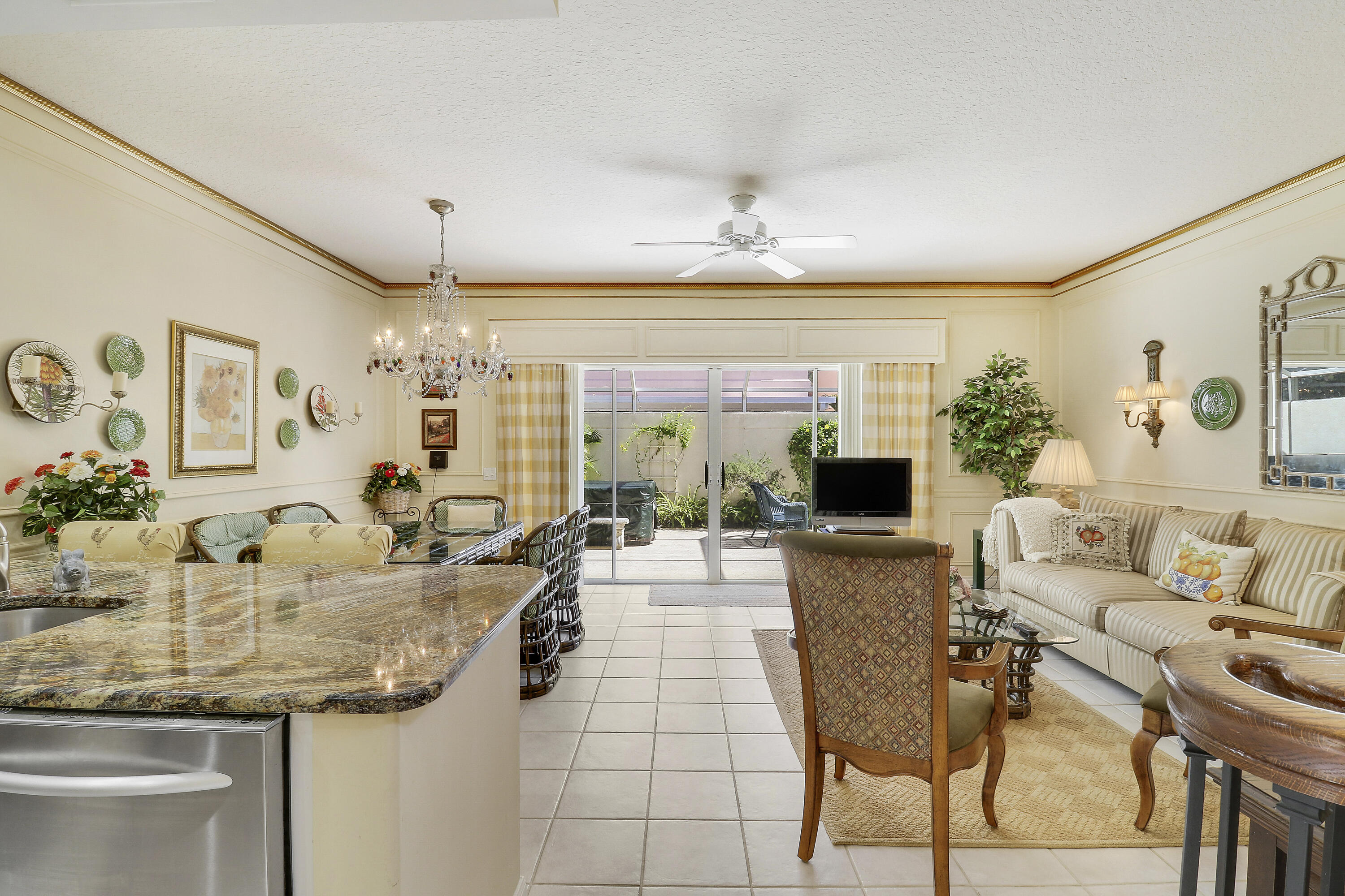 77 Laurel Oaks, Tequesta FL 33469