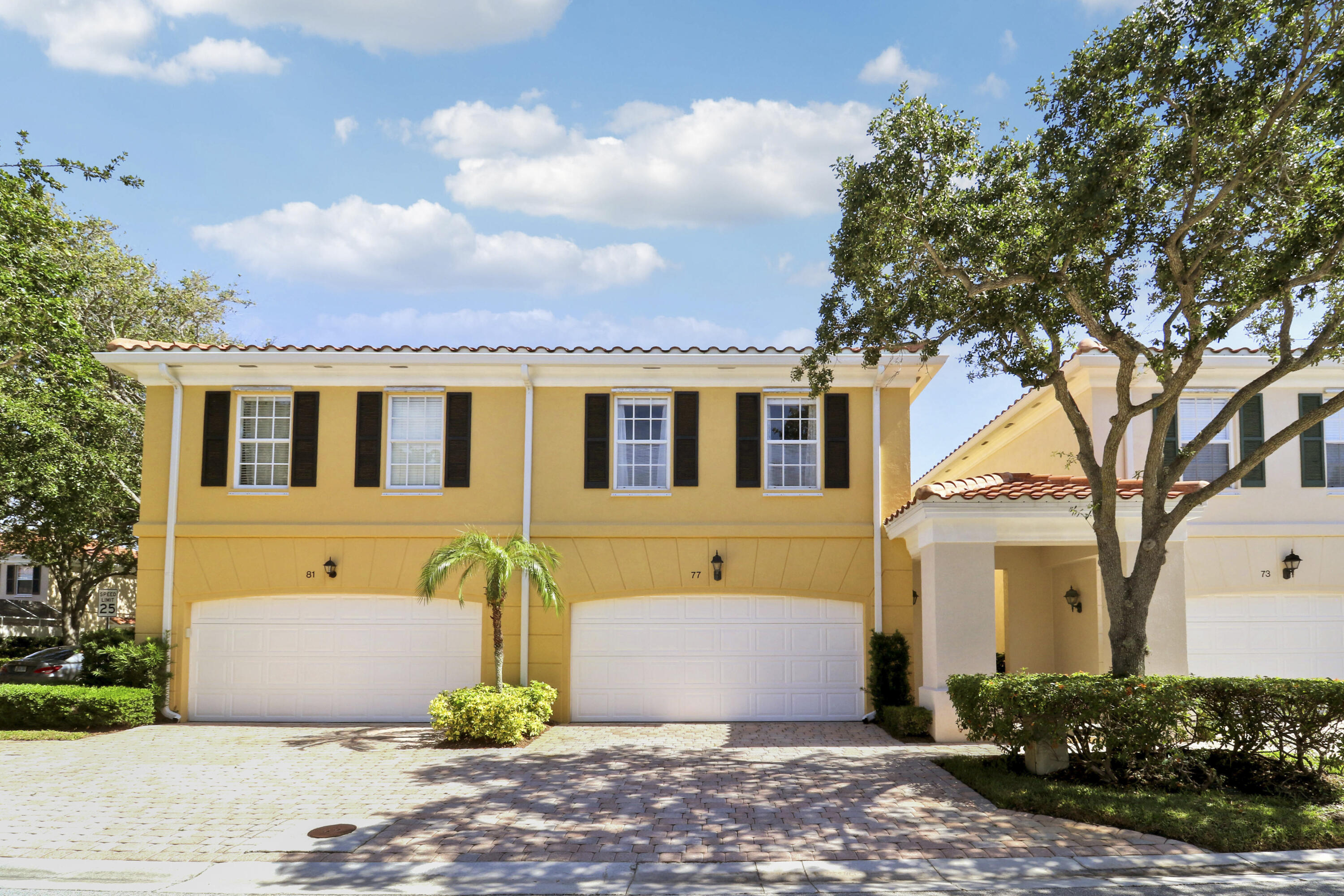 77 Laurel Oaks, Tequesta FL 33469