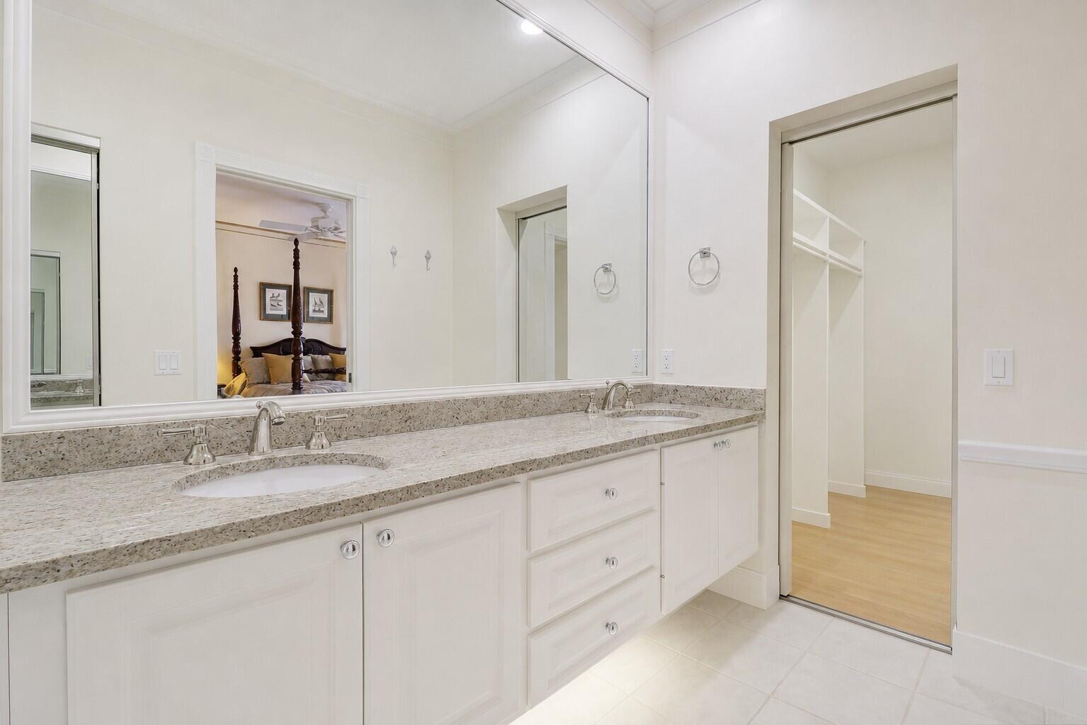 77 Laurel Oaks, Tequesta FL 33469