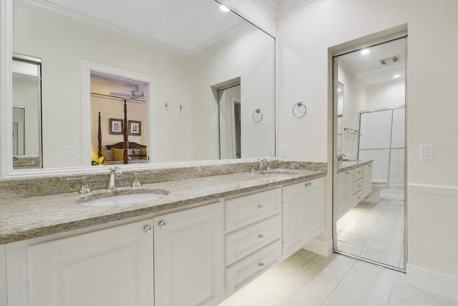 77 Laurel Oaks, Tequesta FL 33469