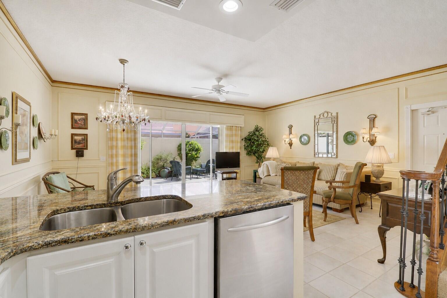 77 Laurel Oaks, Tequesta FL 33469