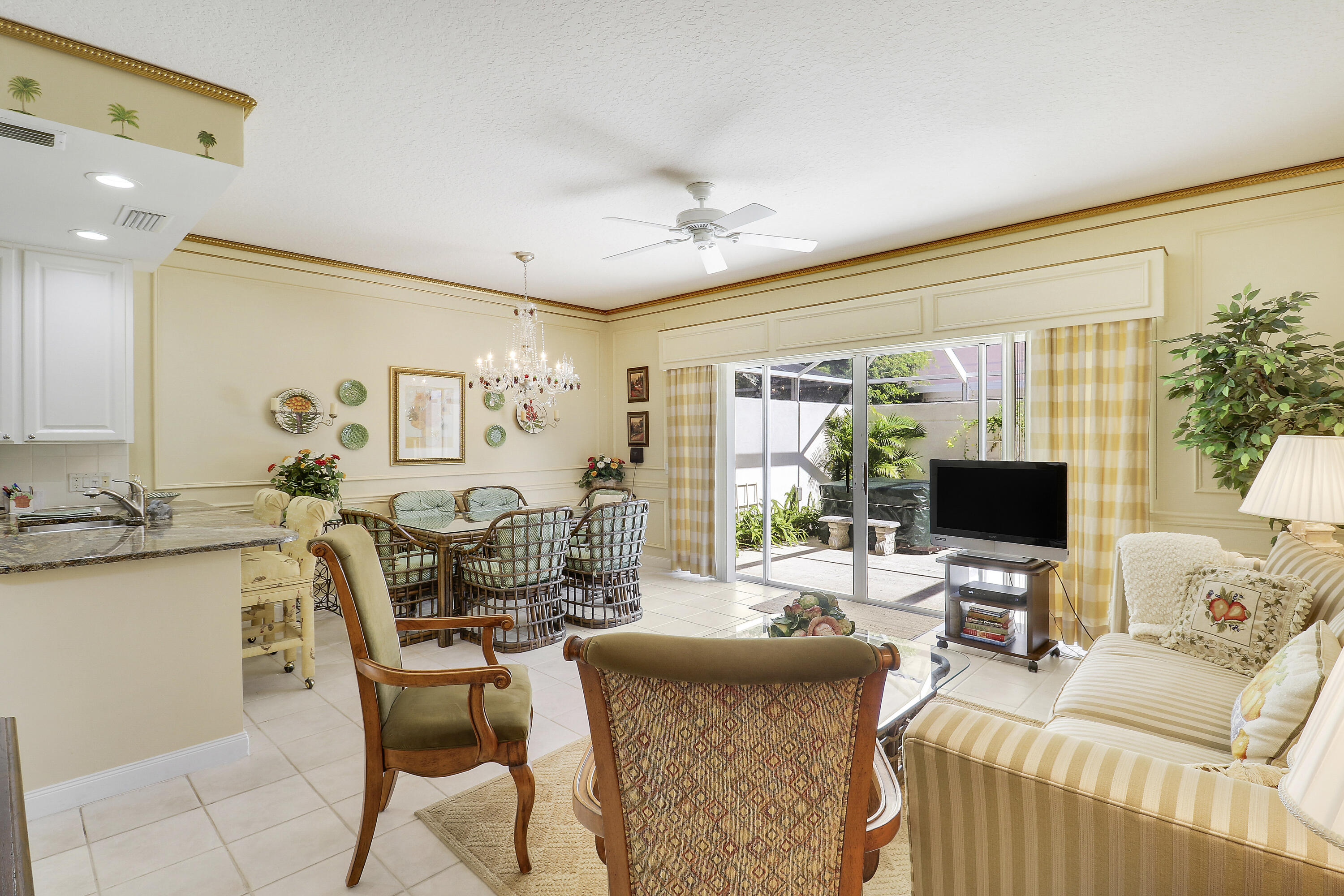 77 Laurel Oaks, Tequesta FL 33469