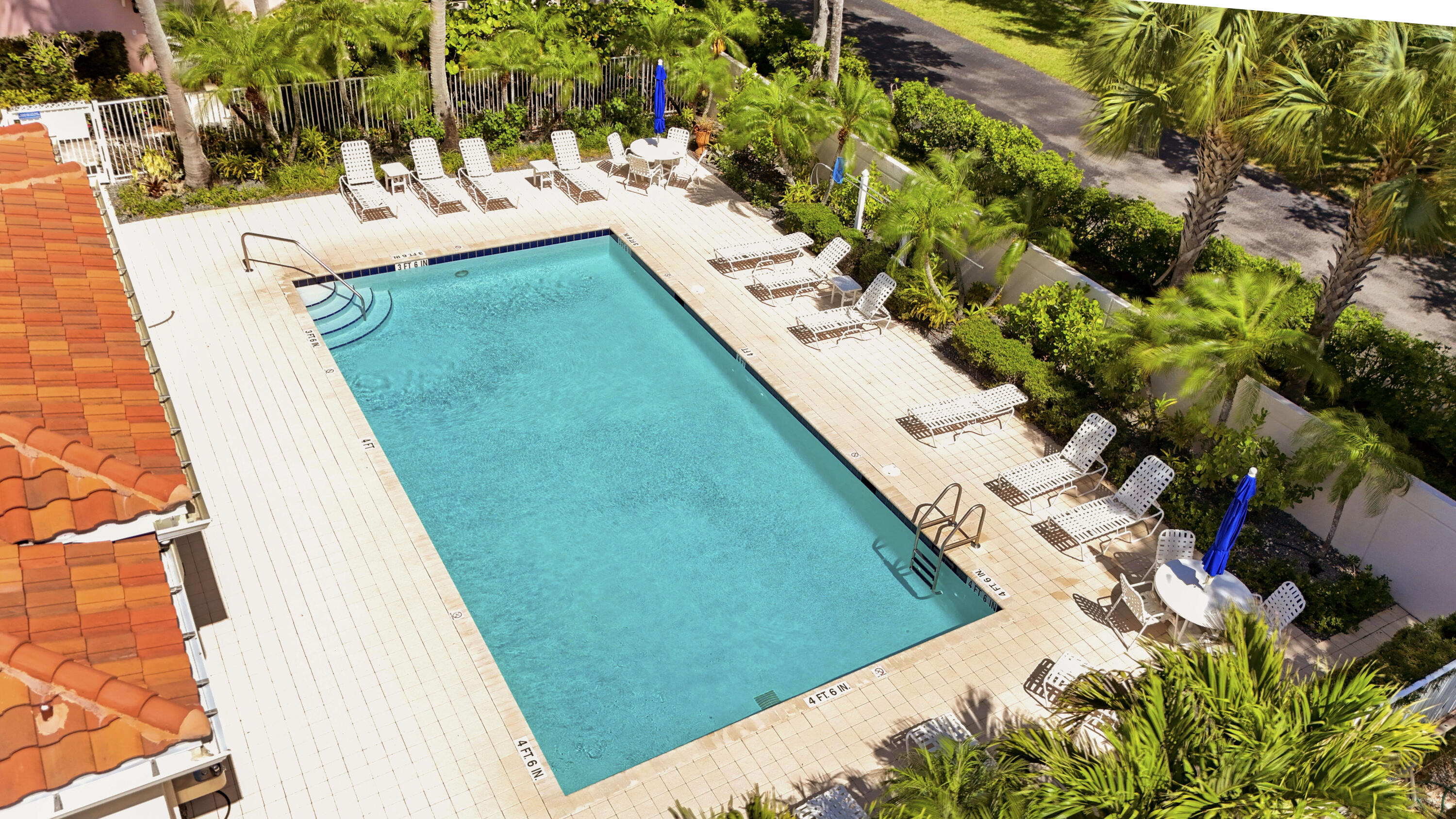 77 Laurel Oaks, Tequesta FL 33469