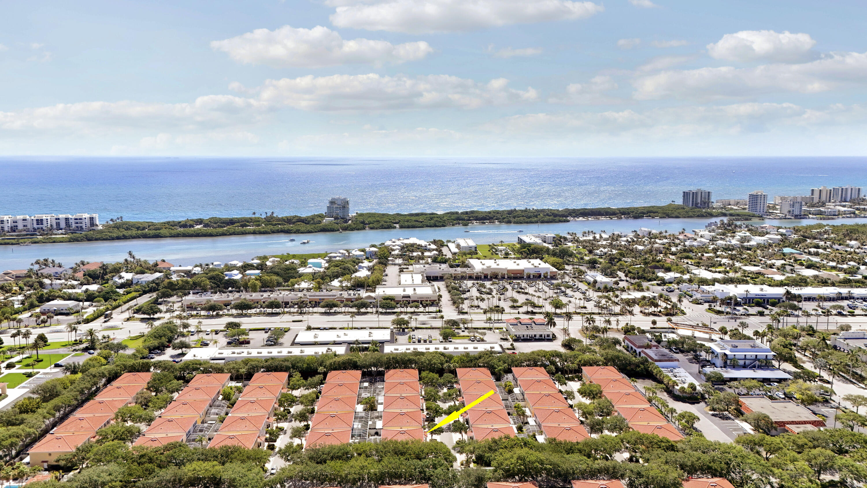 77 Laurel Oaks, Tequesta FL 33469