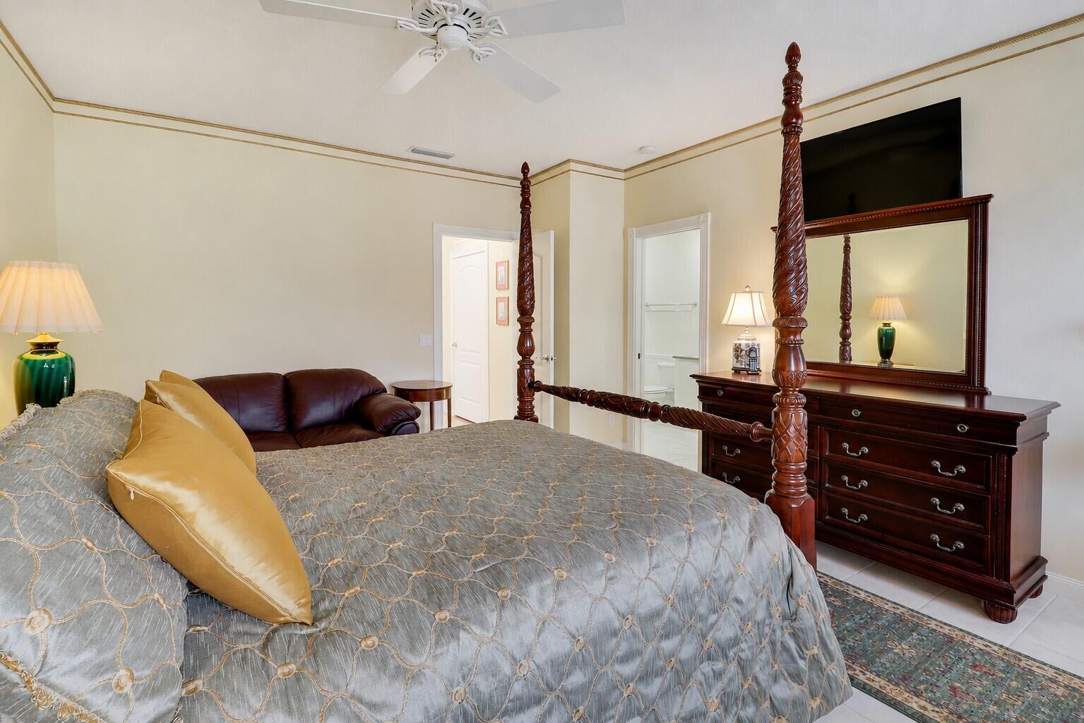 77 Laurel Oaks, Tequesta FL 33469