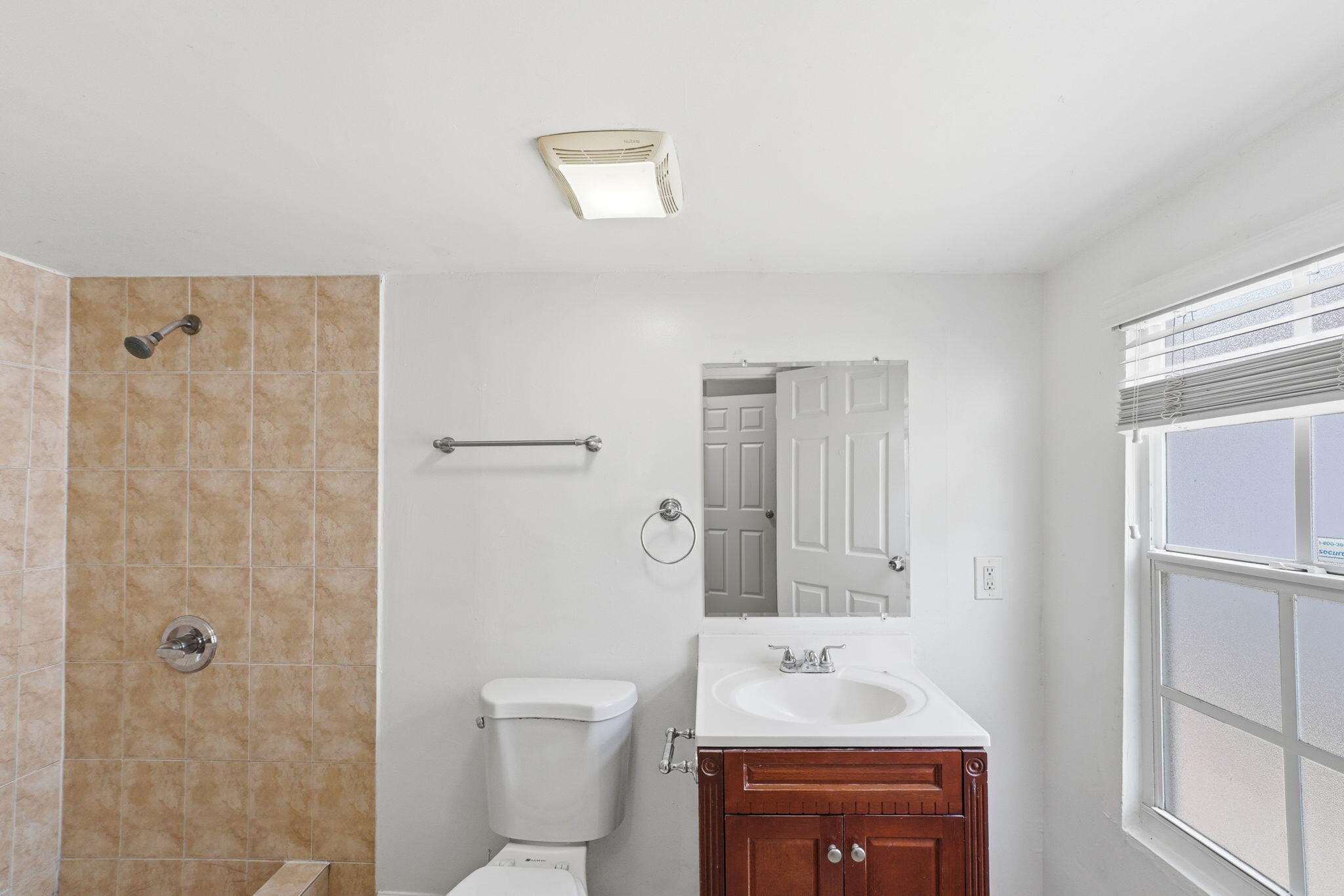 7604 NW 3rd, Miami FL 33150