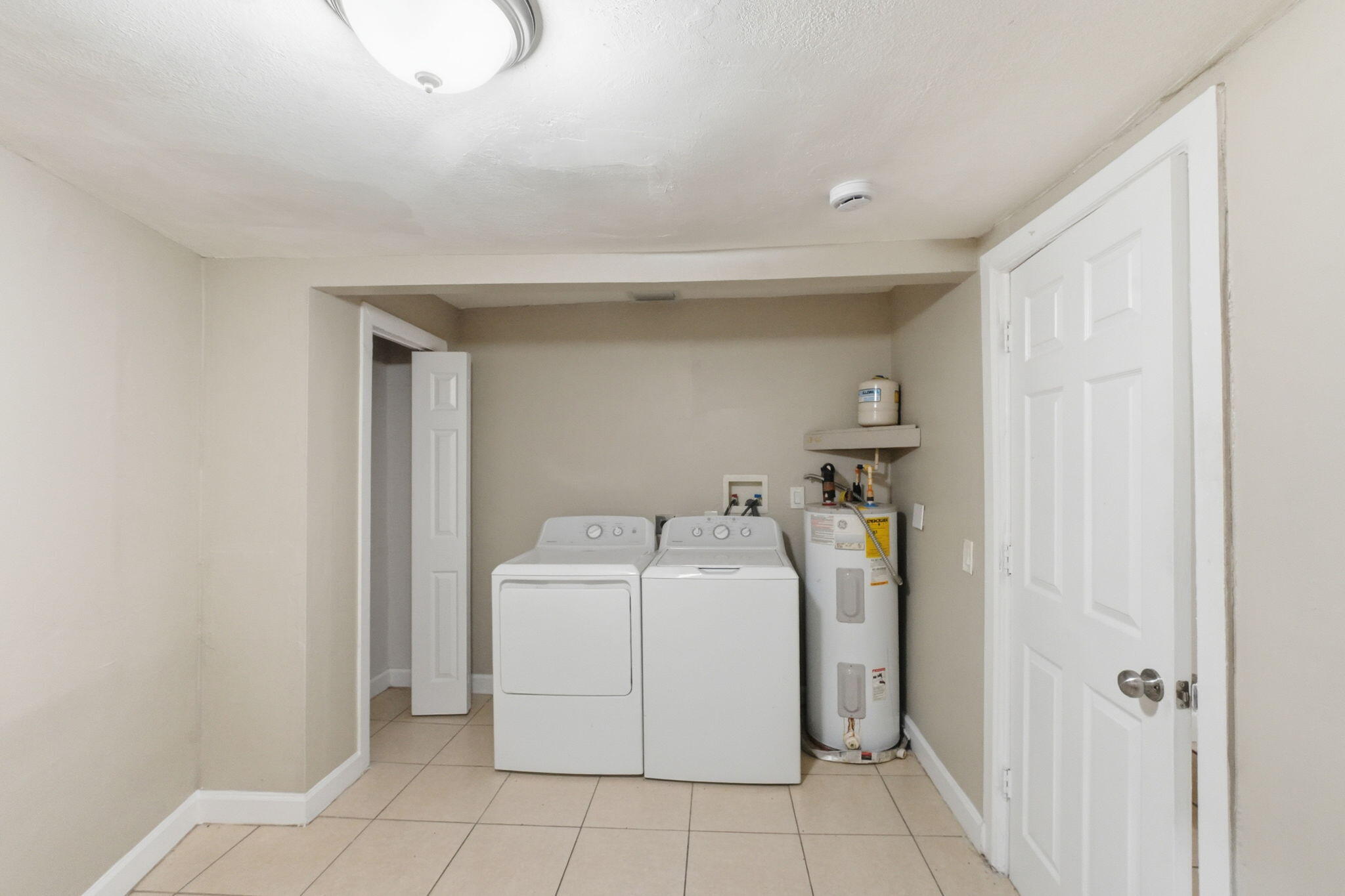 7604 NW 3rd, Miami FL 33150