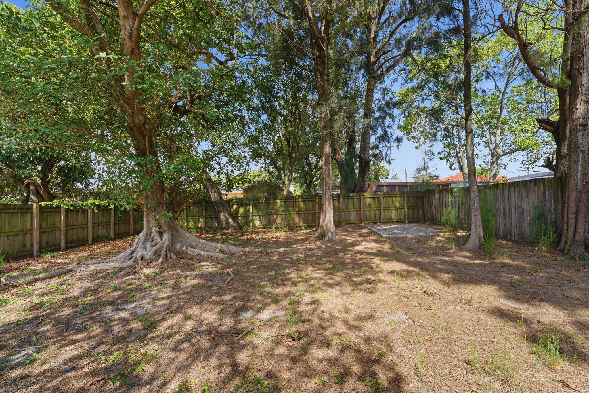 7604 NW 3rd, Miami FL 33150