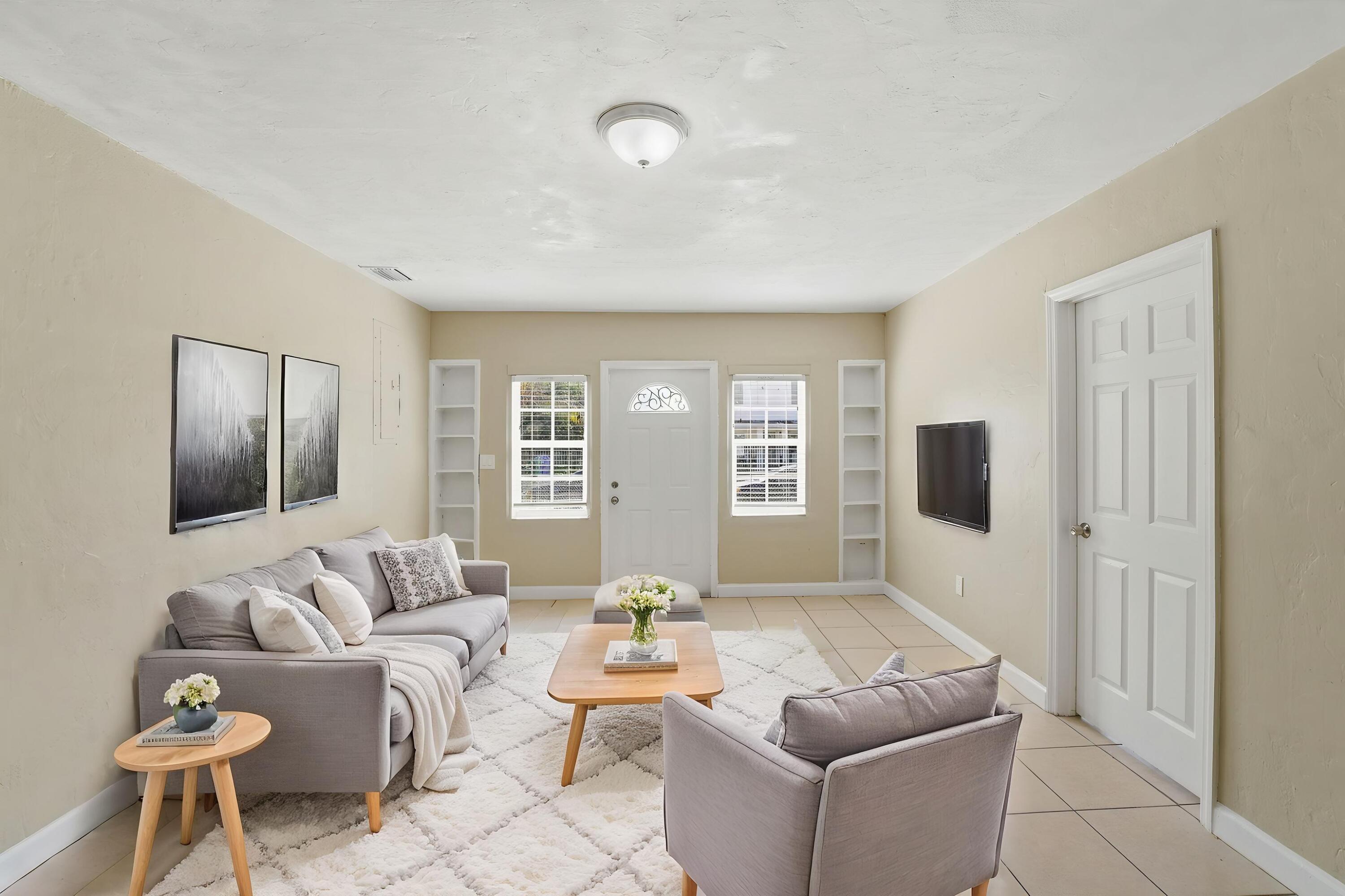 7604 NW 3rd, Miami FL 33150