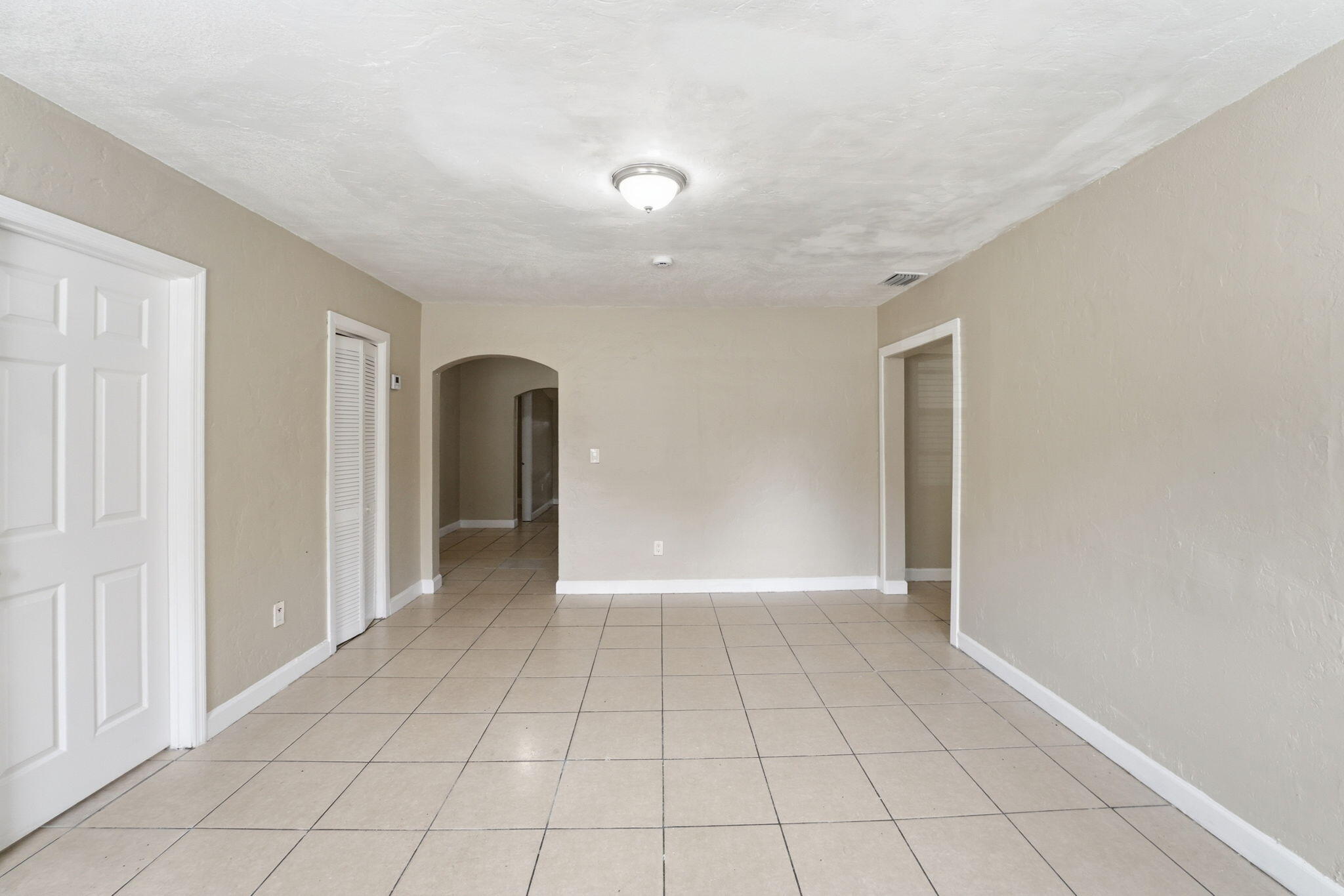 7604 NW 3rd, Miami FL 33150