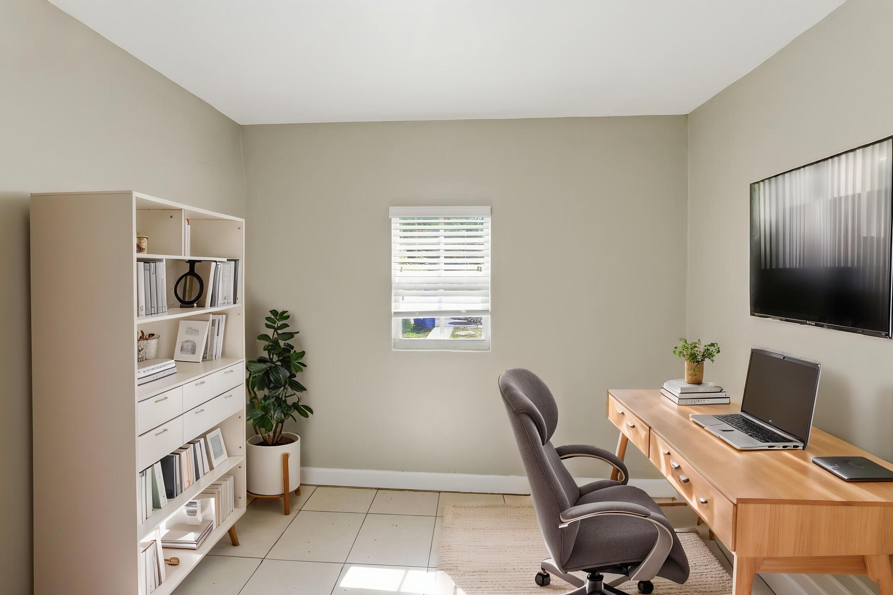 7604 NW 3rd, Miami FL 33150