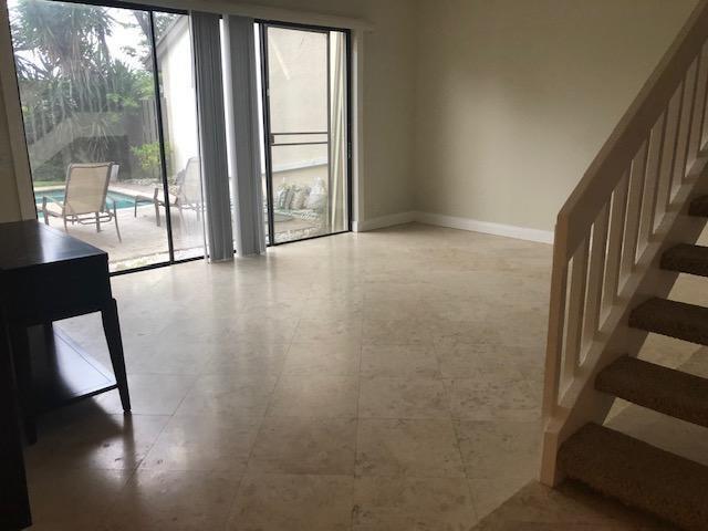 552 E Deer Creek Wildwood Ln, Deerfield Beach FL 33442