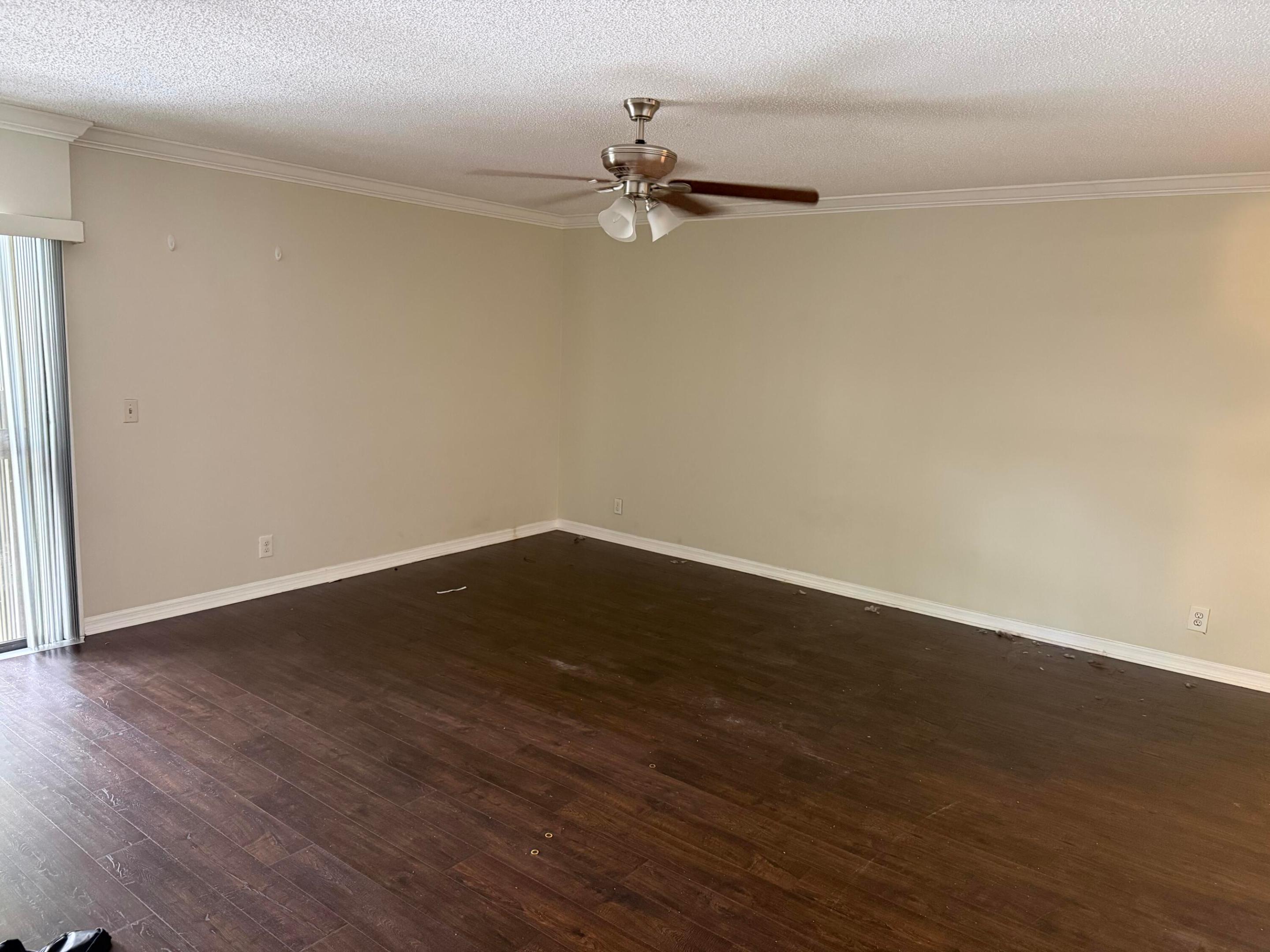 552 E Deer Creek Wildwood Ln, Deerfield Beach FL 33442