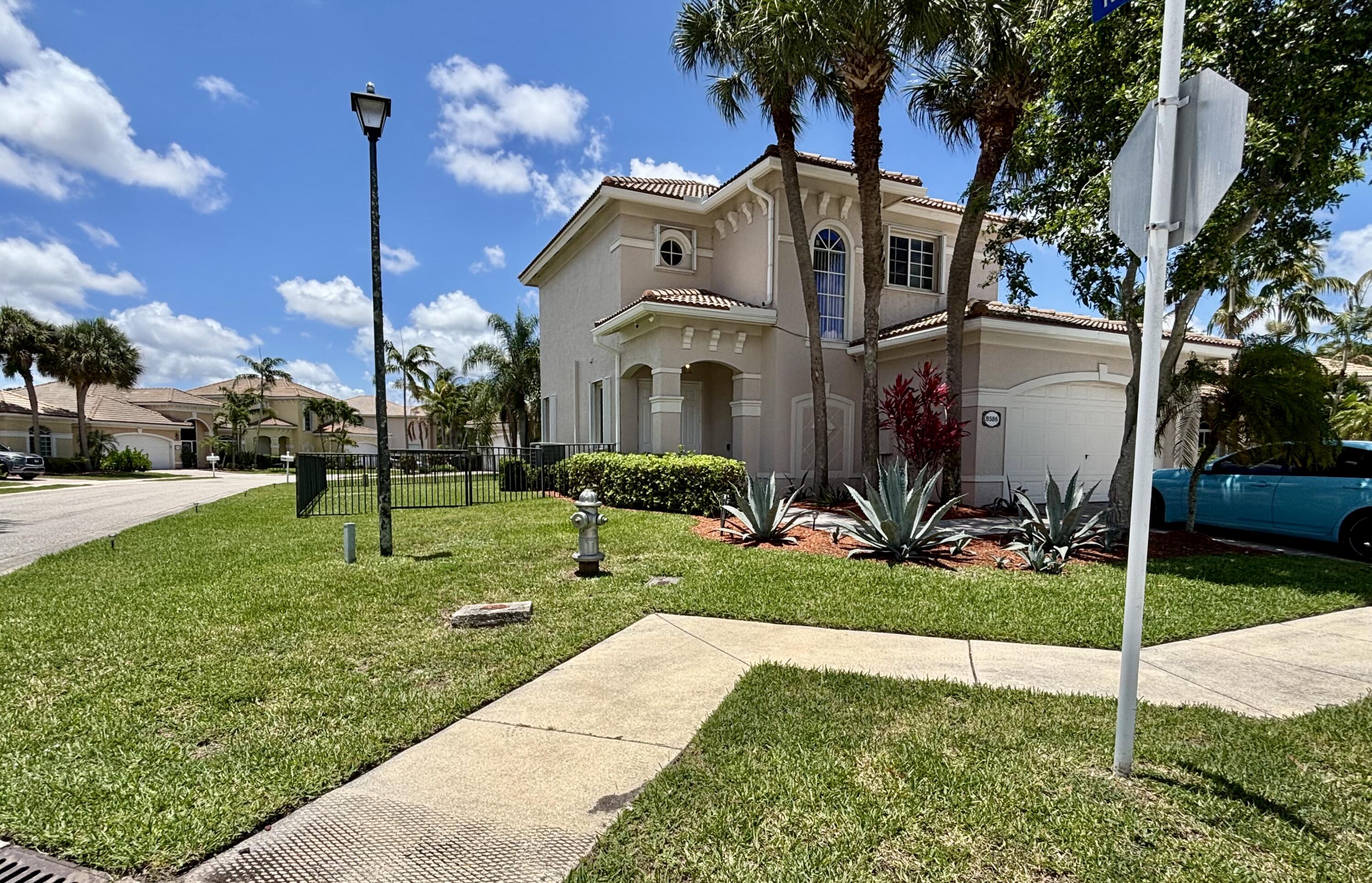 8586 White Cay, West Palm Beach FL 33411