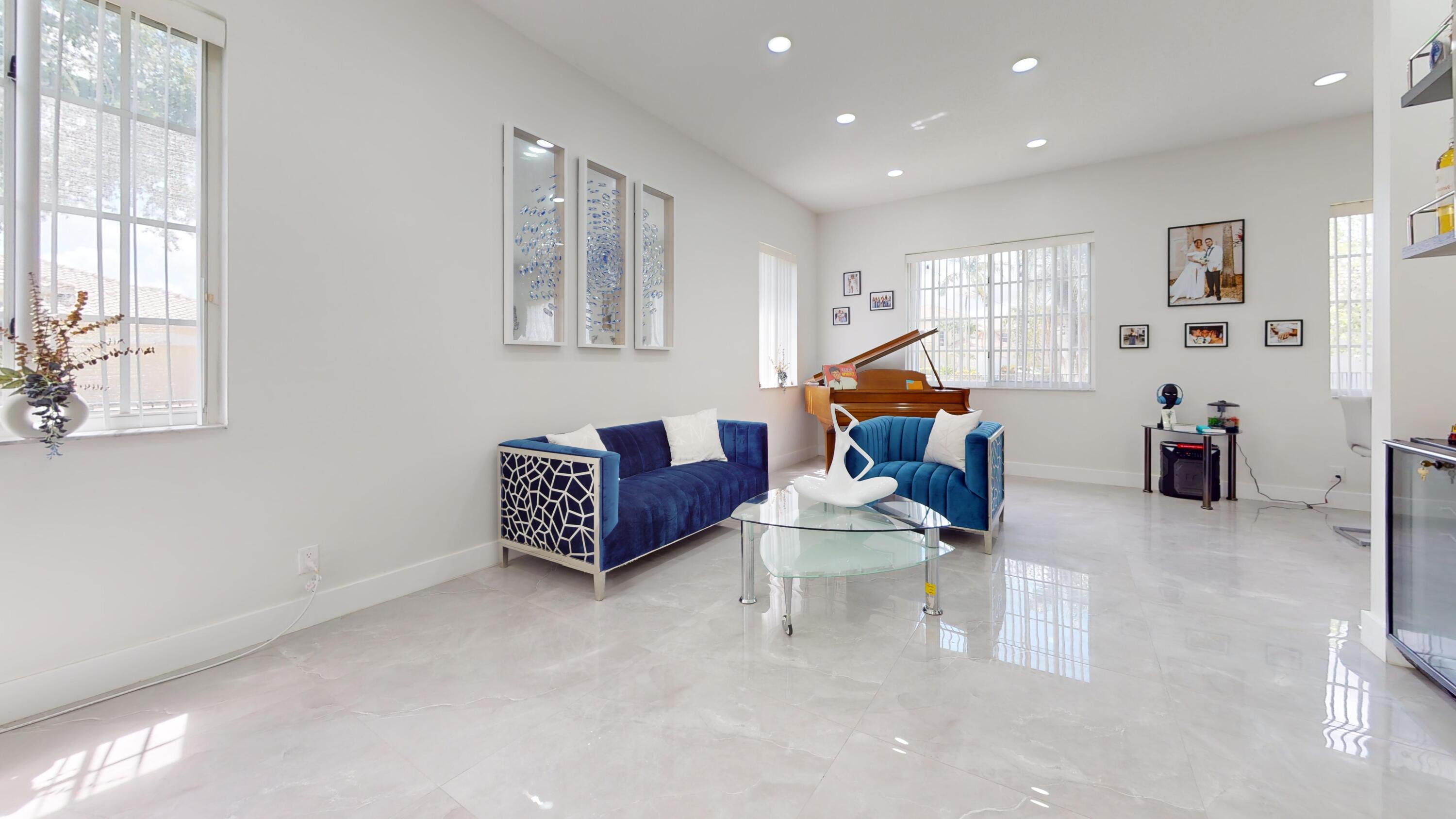 8586 White Cay, West Palm Beach FL 33411