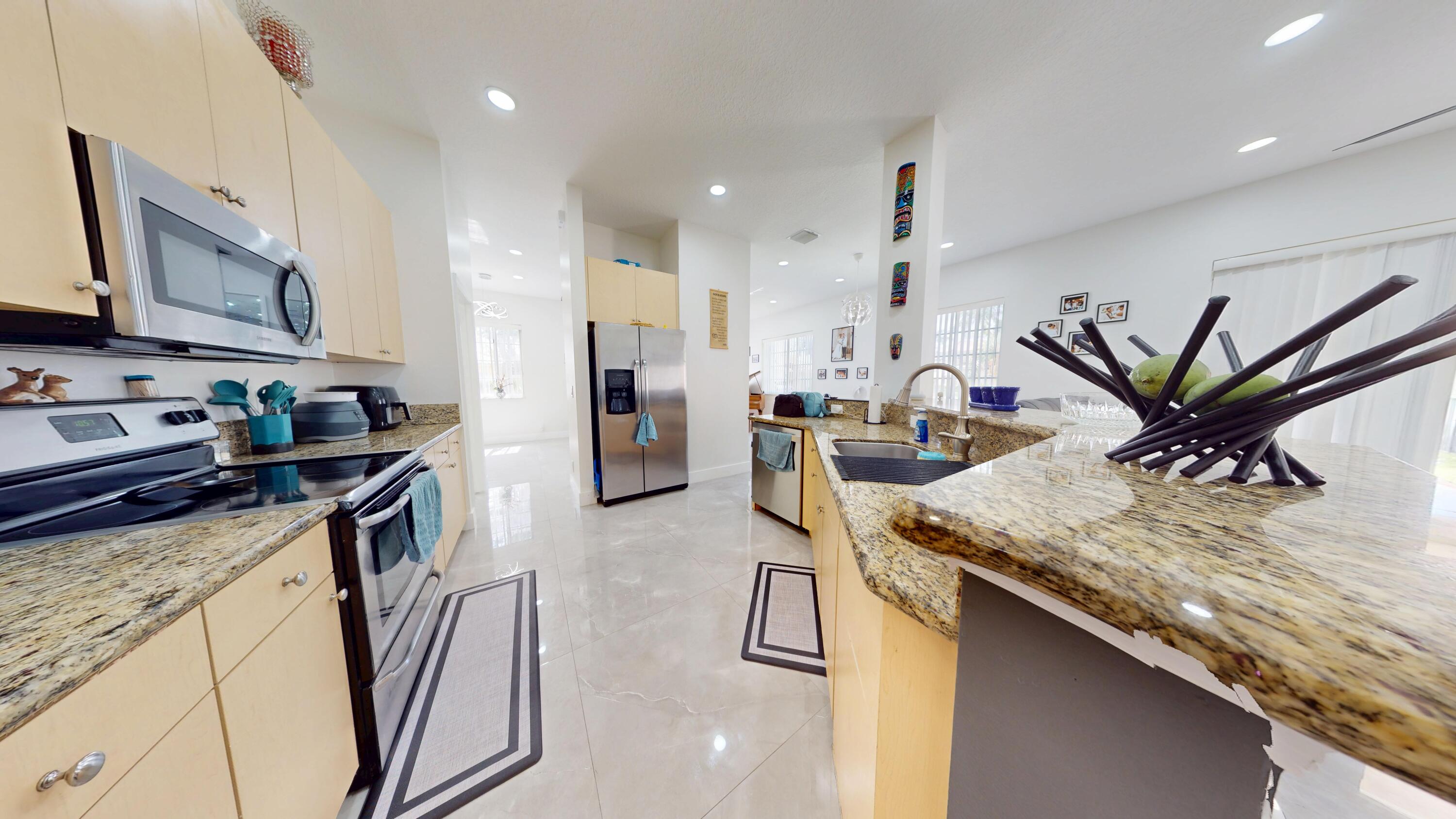 8586 White Cay, West Palm Beach FL 33411