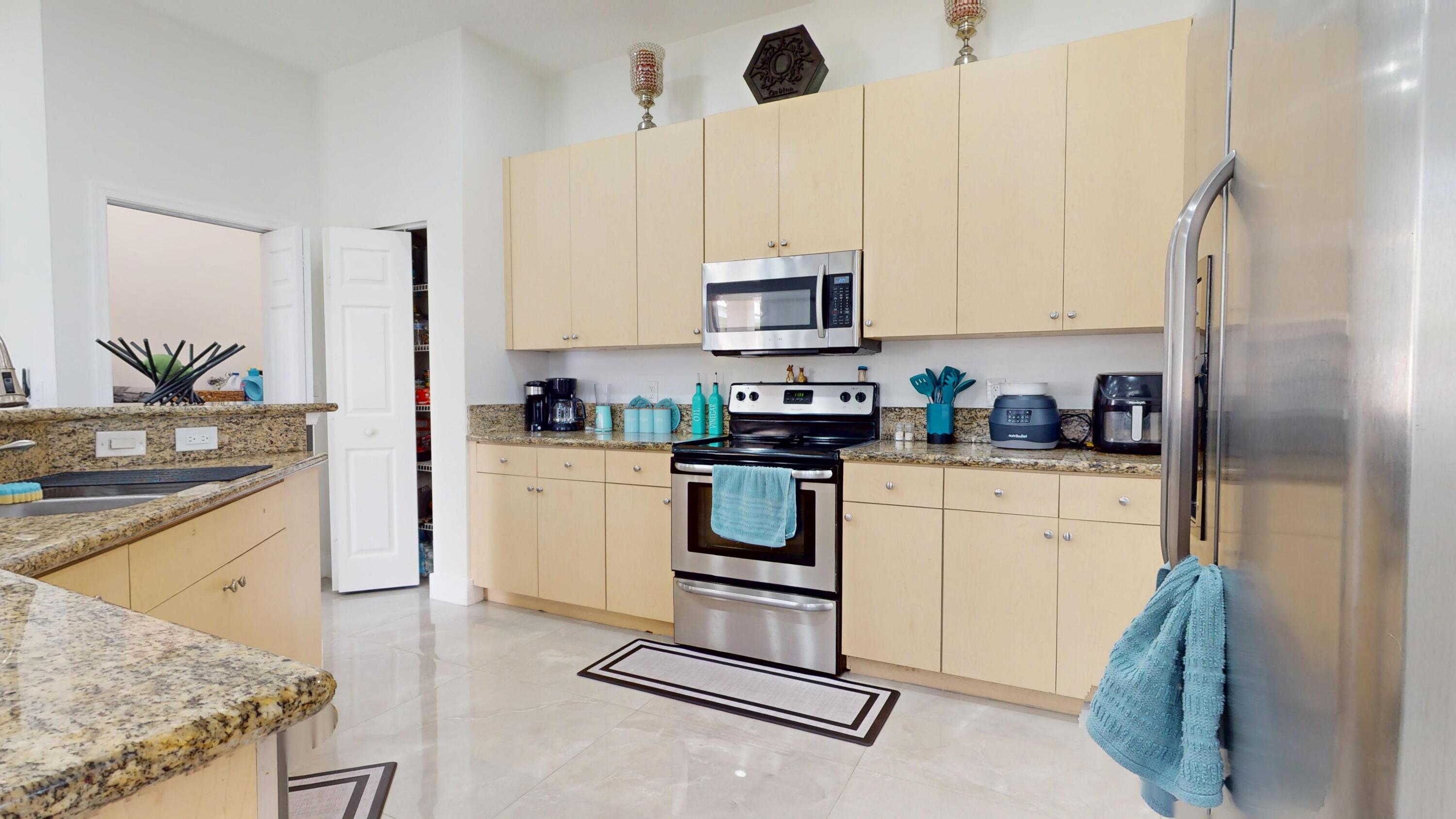 8586 White Cay, West Palm Beach FL 33411