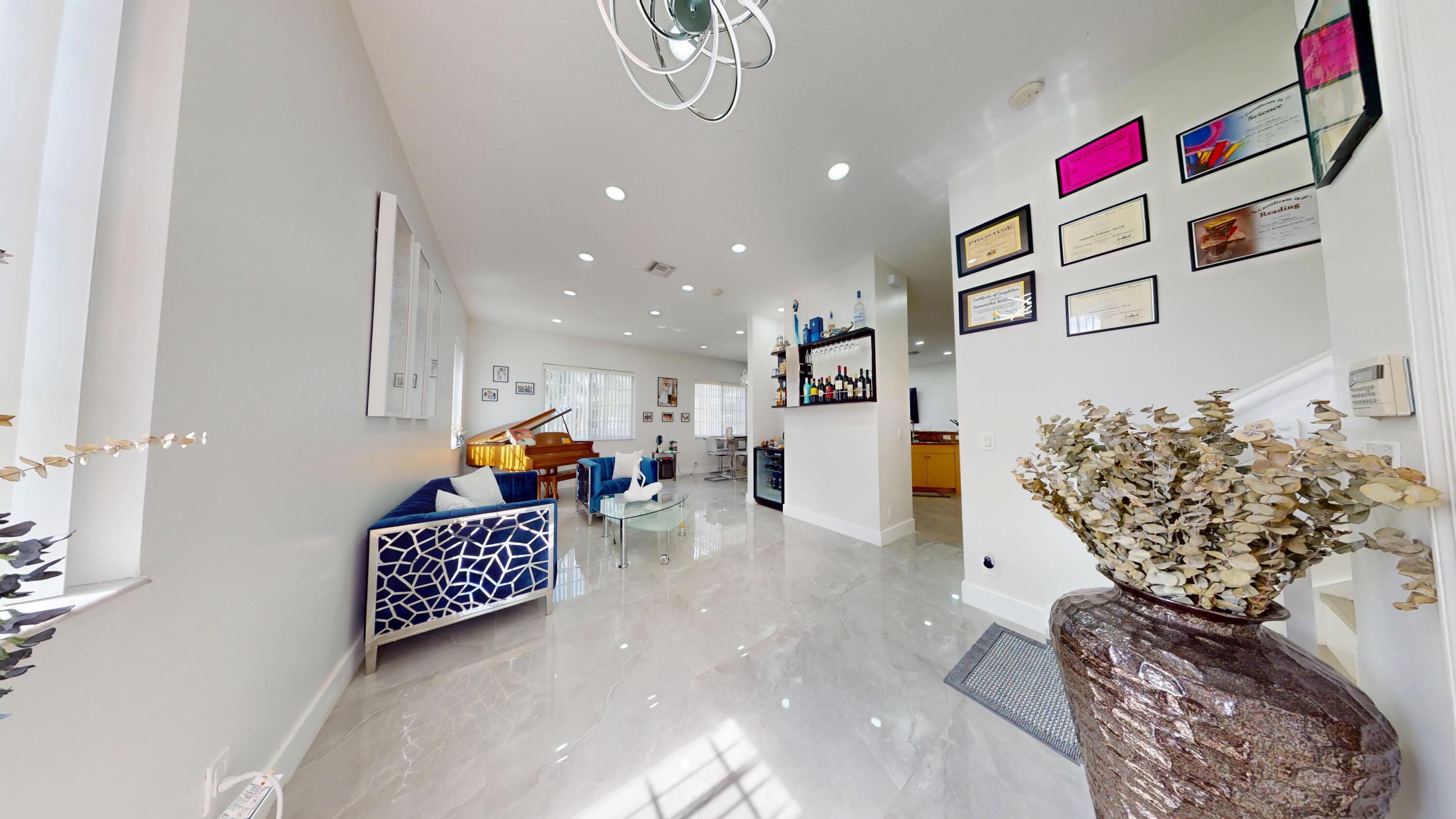 8586 White Cay, West Palm Beach FL 33411