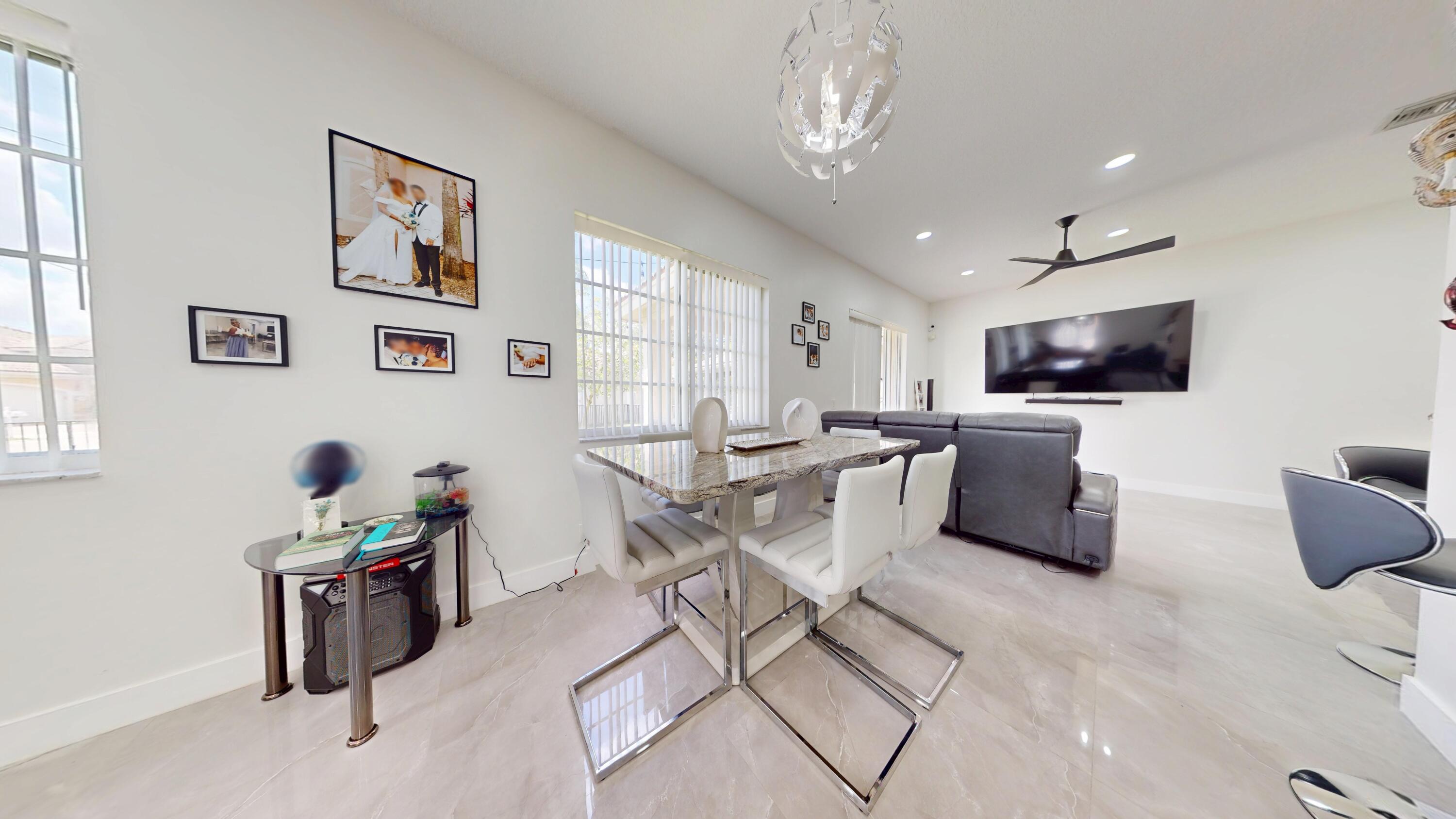 8586 White Cay, West Palm Beach FL 33411