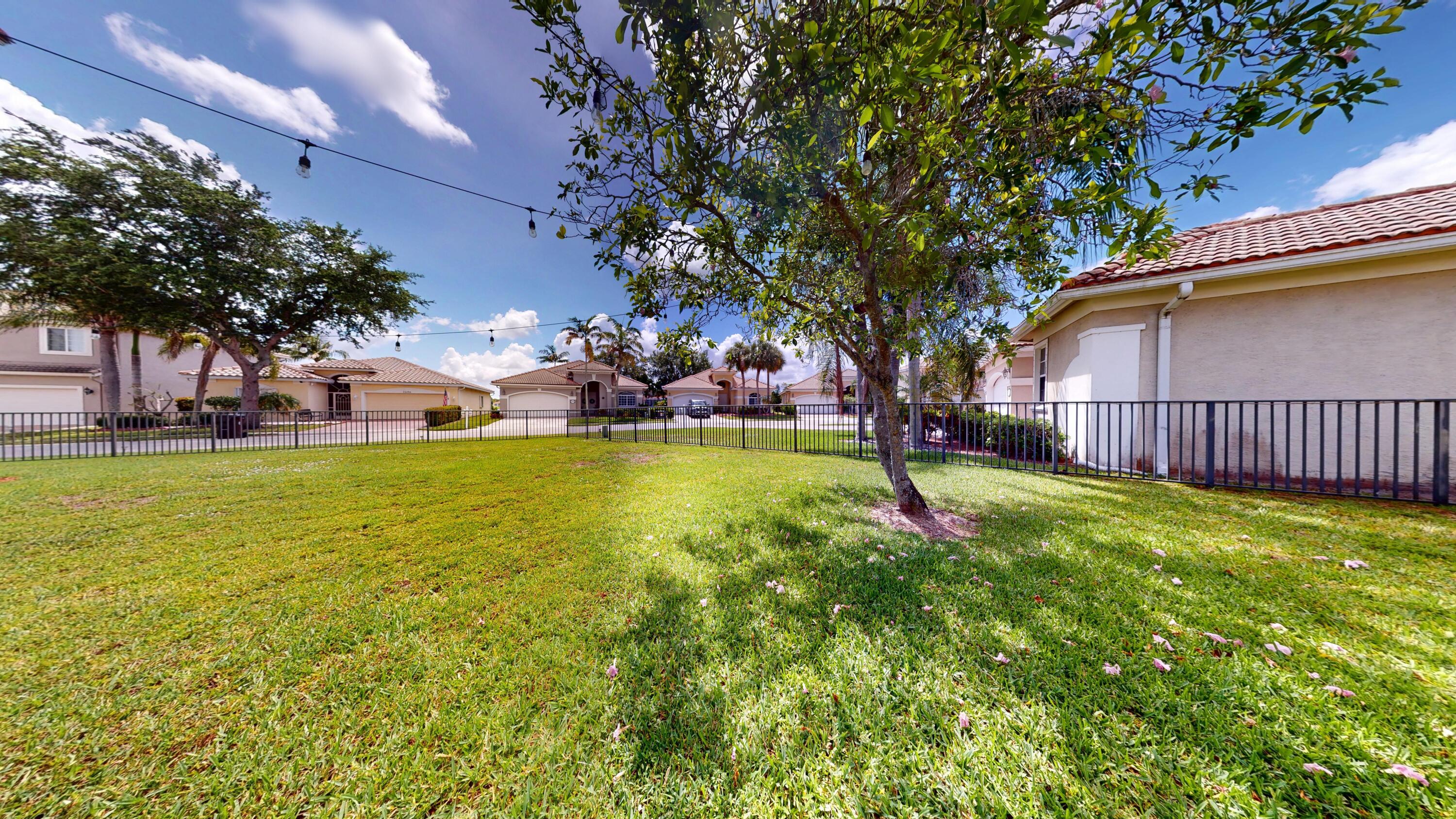 8586 White Cay, West Palm Beach FL 33411