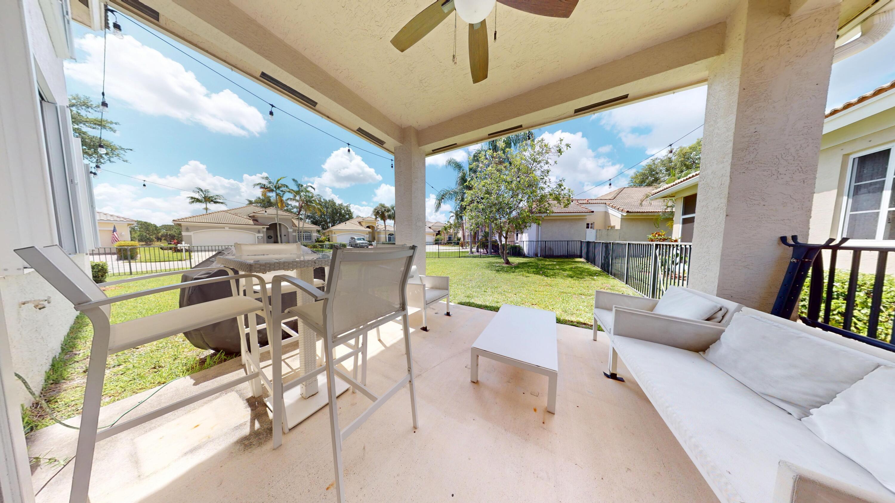 8586 White Cay, West Palm Beach FL 33411