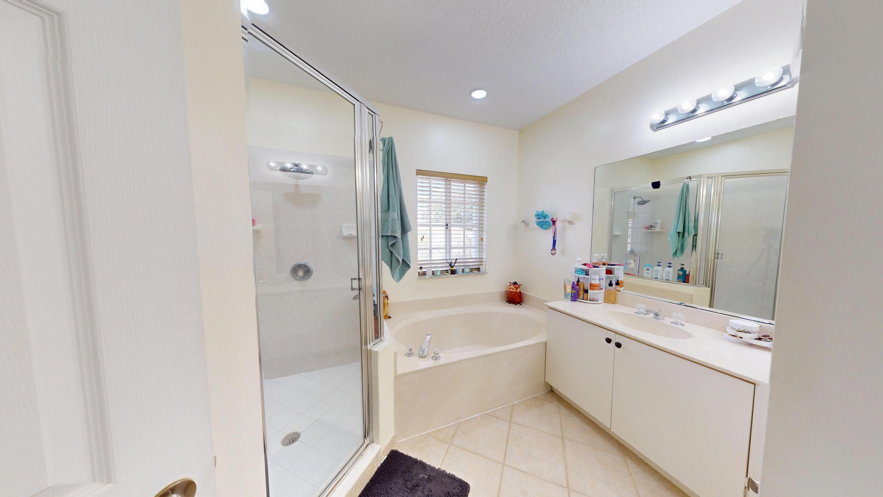 8586 White Cay, West Palm Beach FL 33411