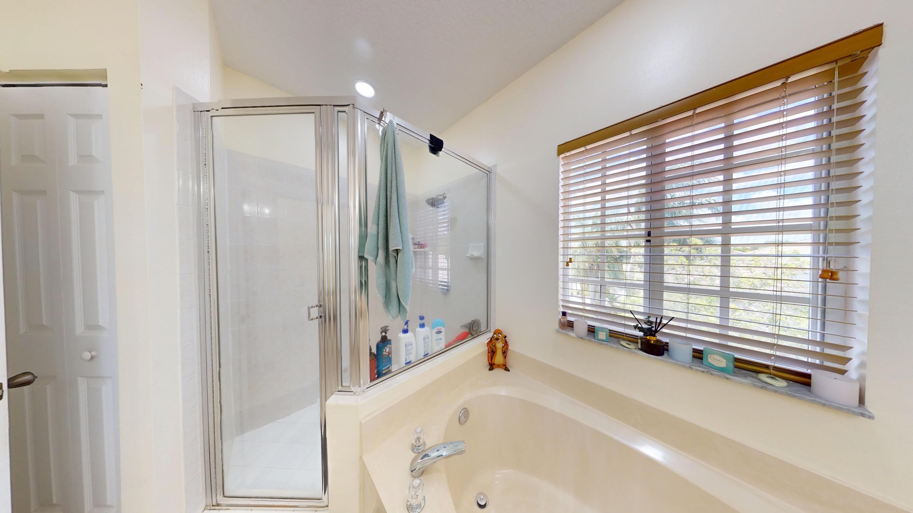 8586 White Cay, West Palm Beach FL 33411