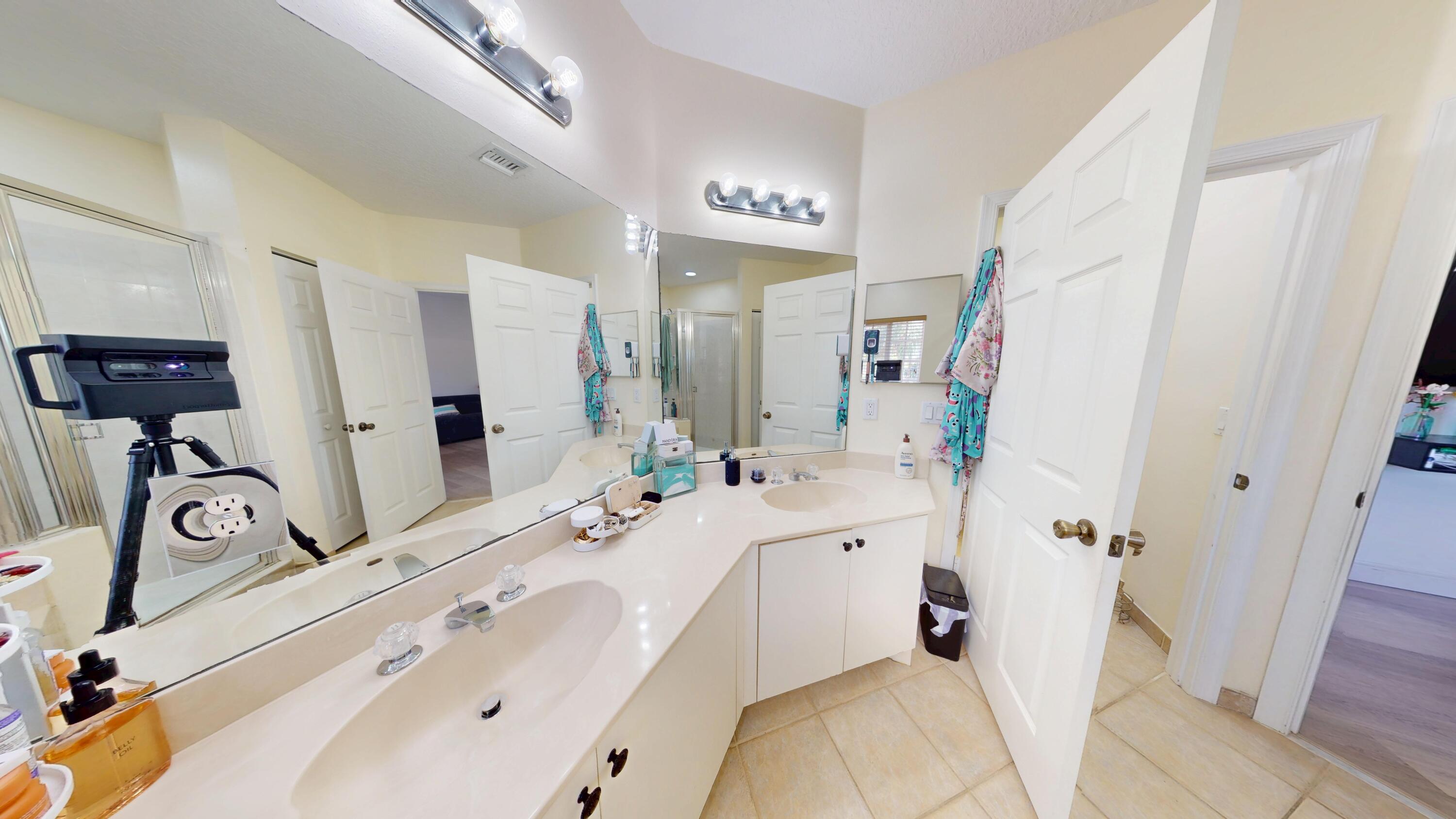 8586 White Cay, West Palm Beach FL 33411