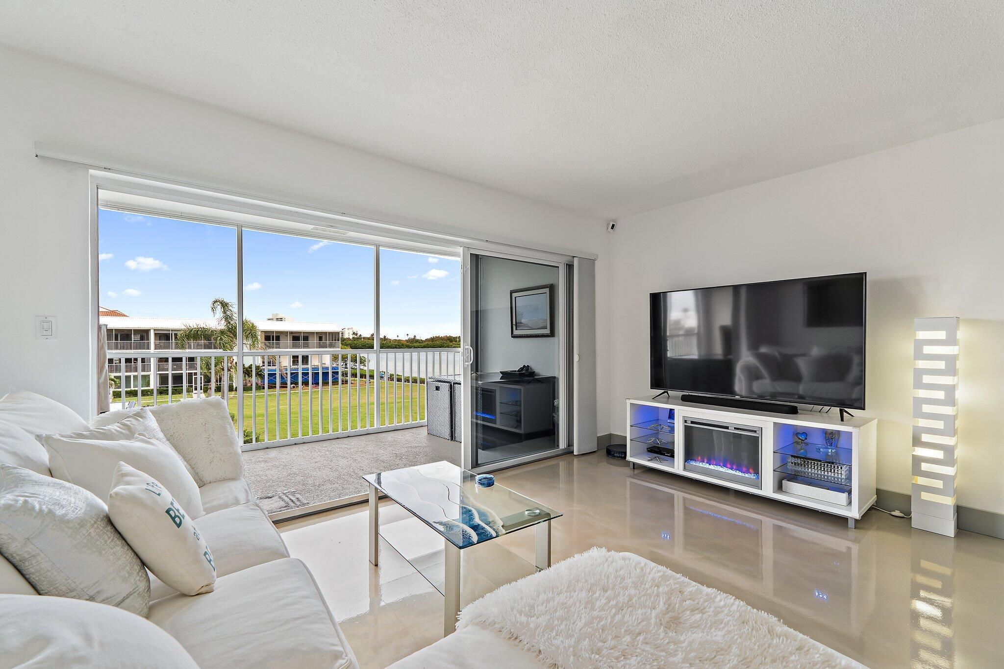 100 Waterway #E305, Tequesta FL 33469