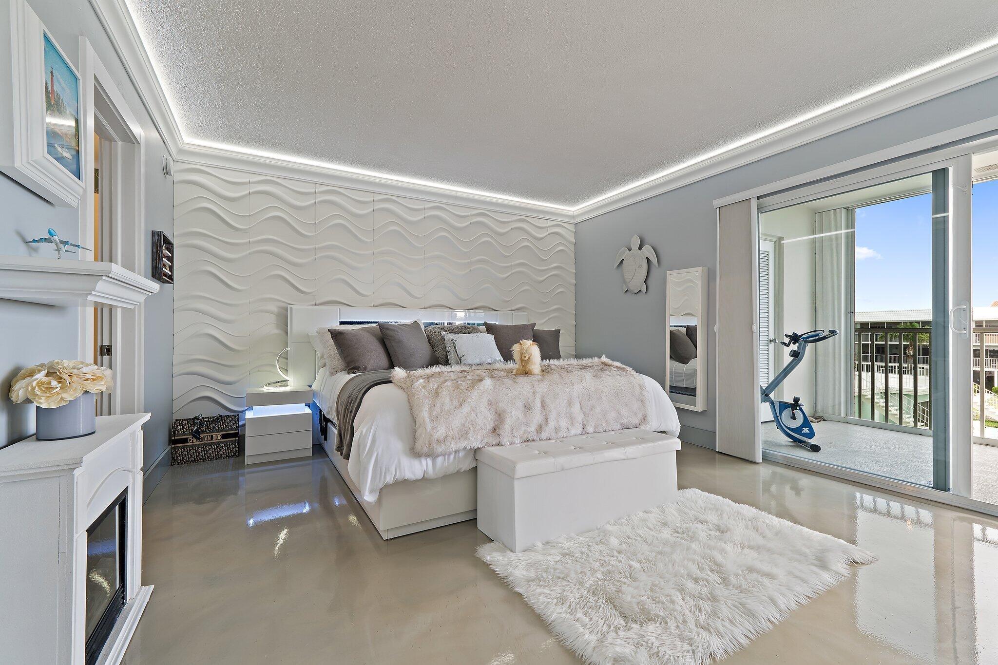 100 Waterway #E305, Tequesta FL 33469