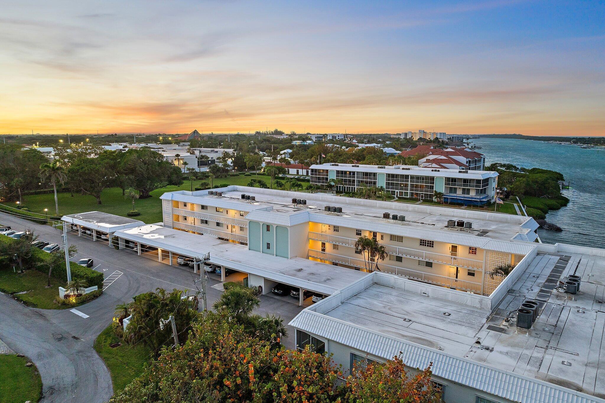 100 Waterway #E305, Tequesta FL 33469