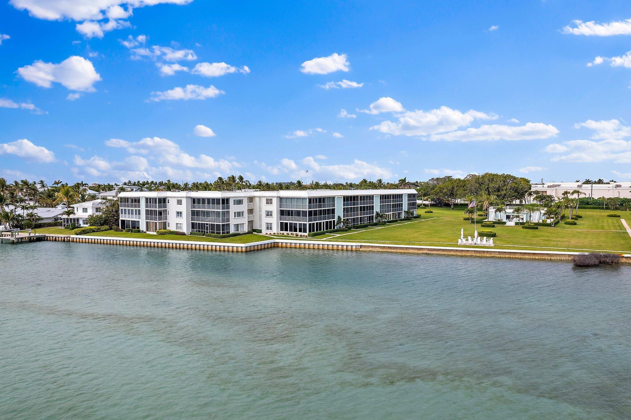 100 Waterway #E305, Tequesta FL 33469