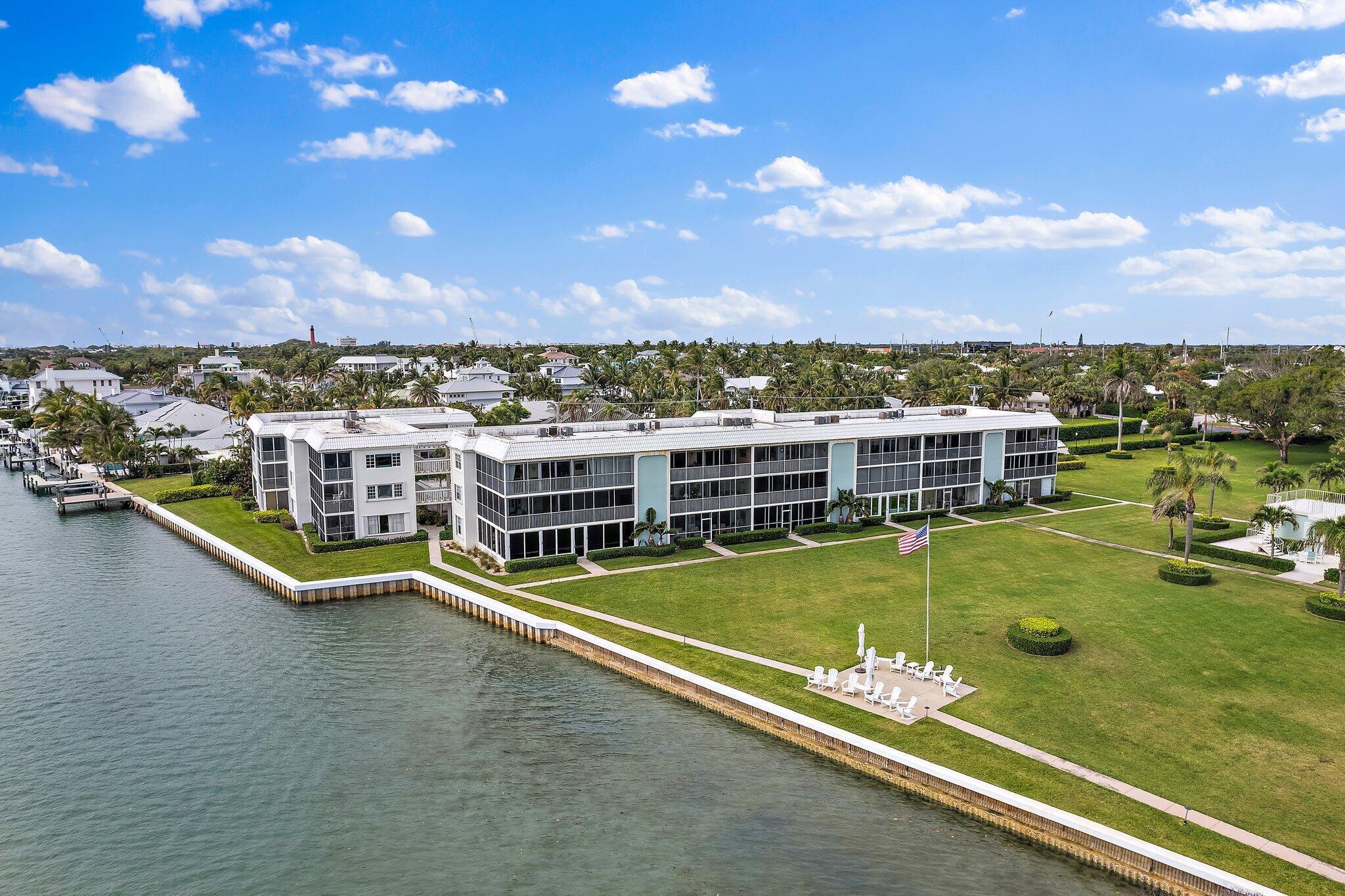 100 Waterway #E305, Tequesta FL 33469