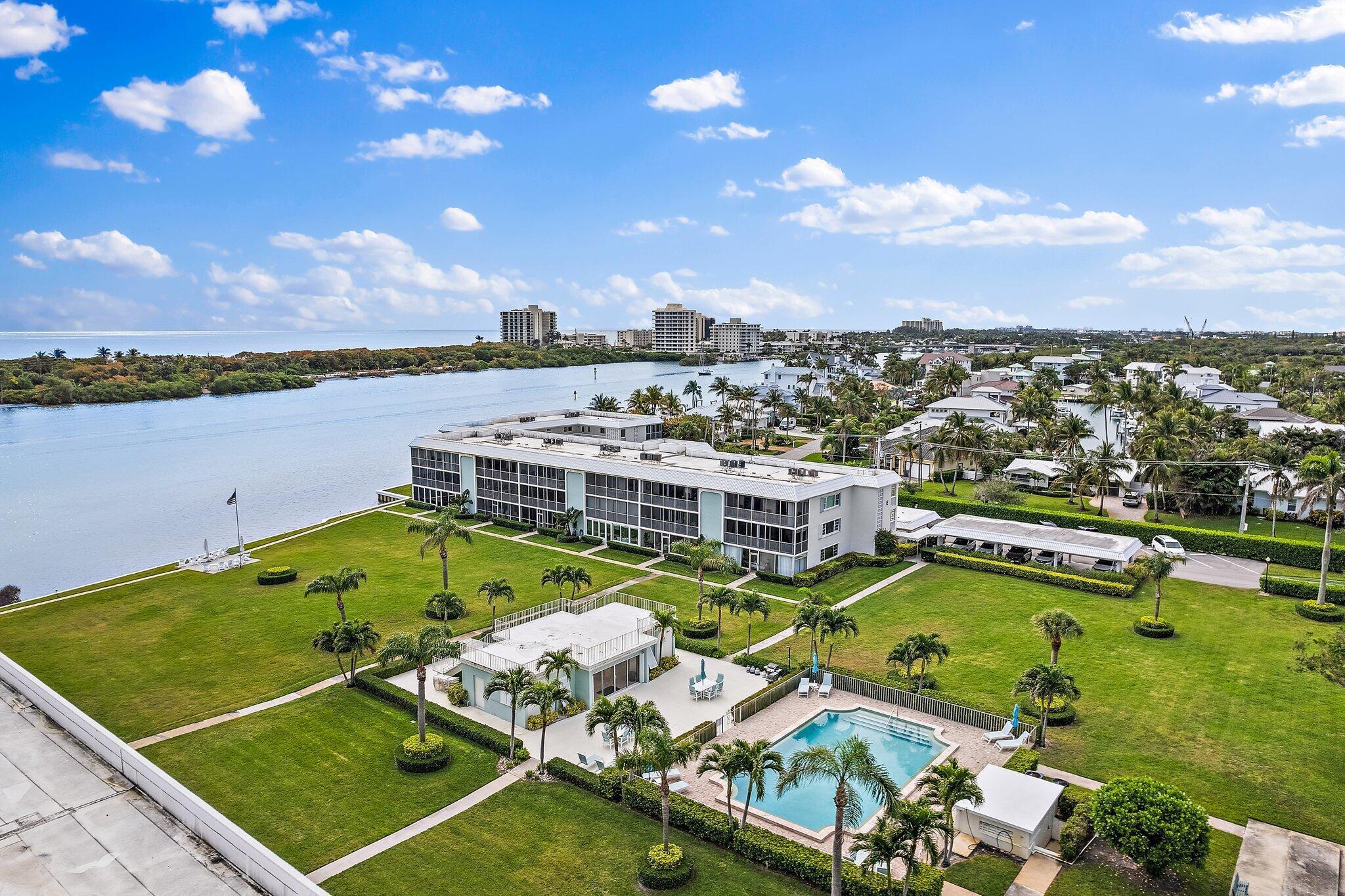 100 Waterway #E305, Tequesta FL 33469