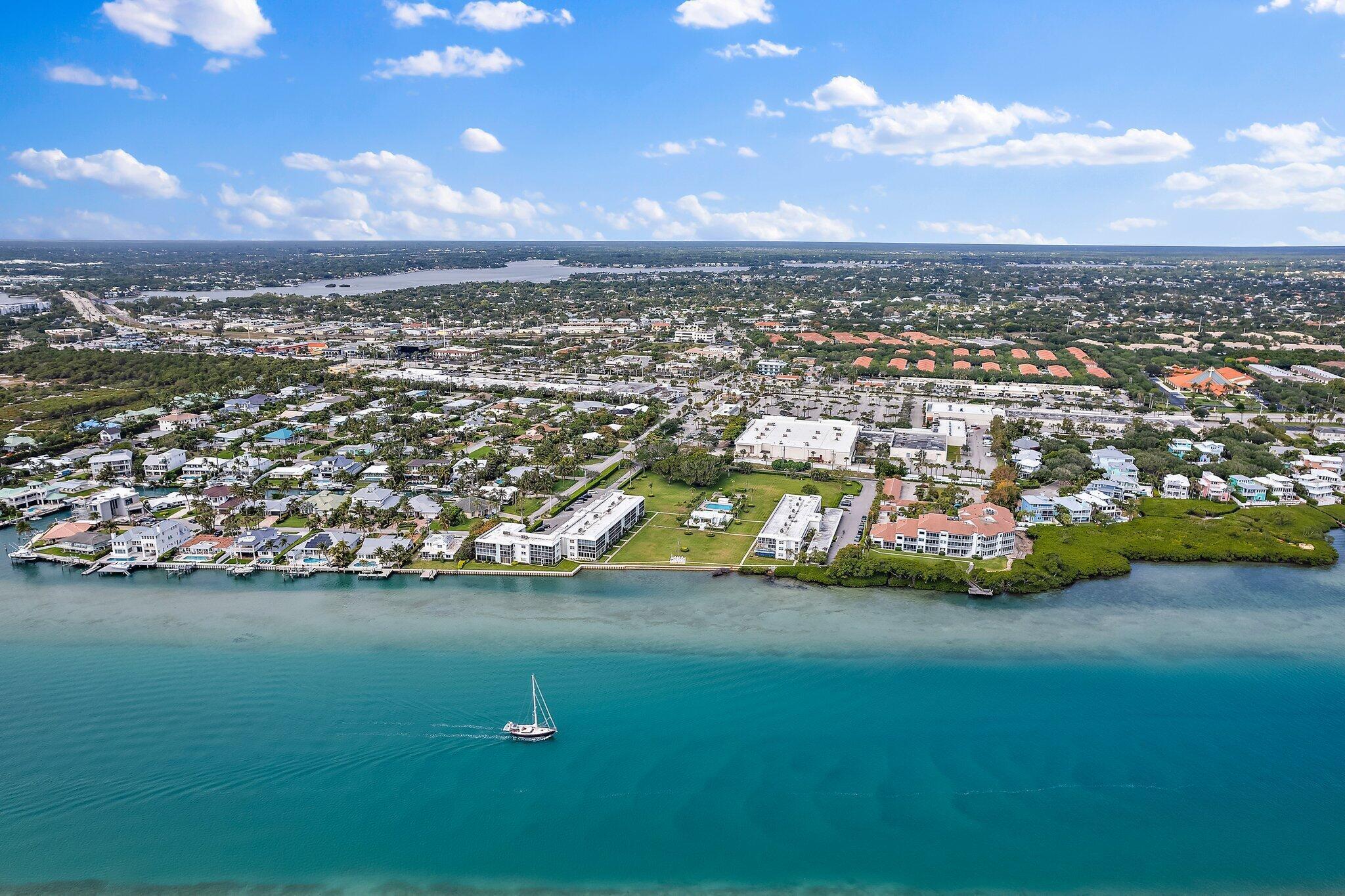 100 Waterway #E305, Tequesta FL 33469