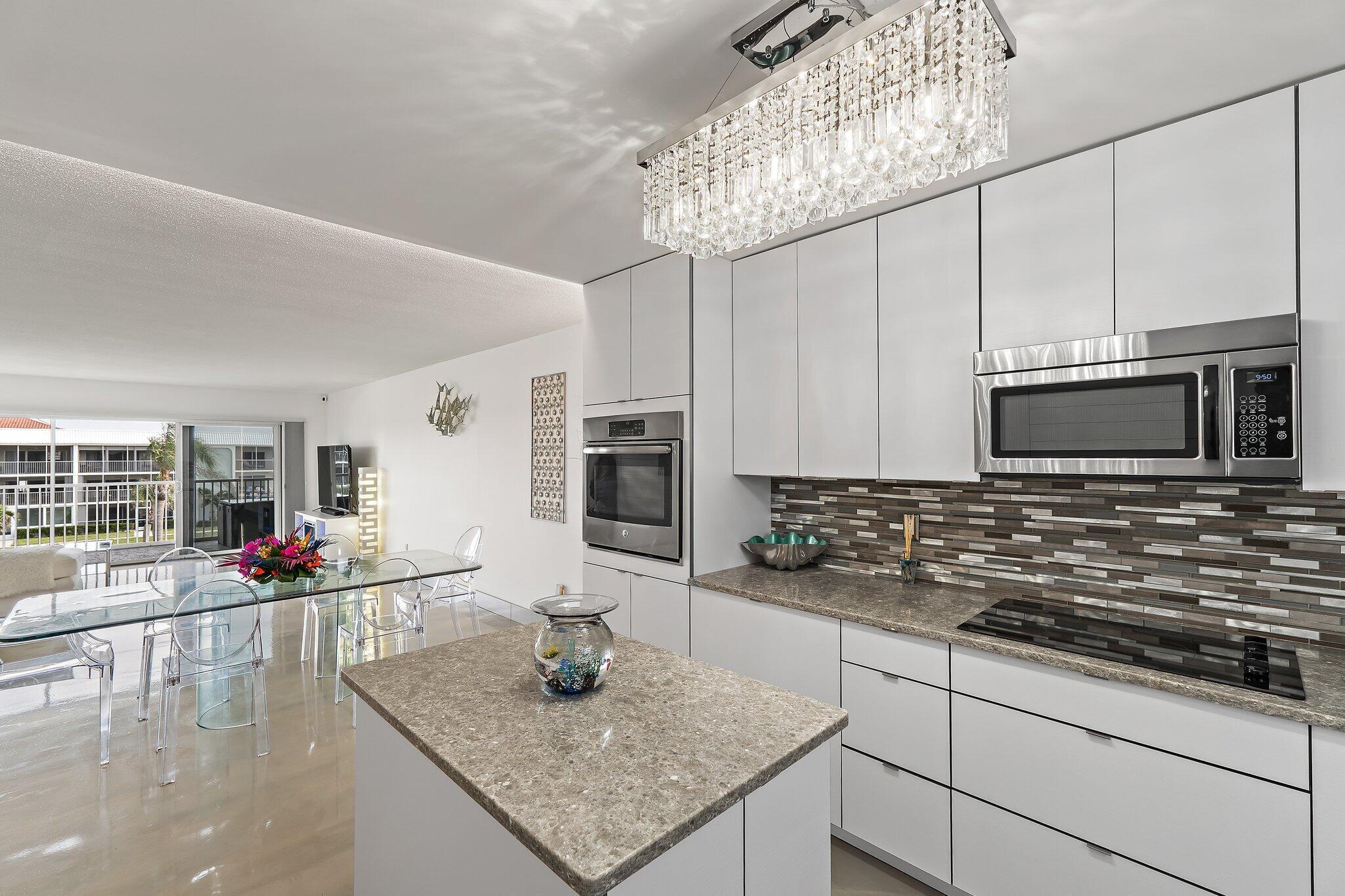 100 Waterway #E305, Tequesta FL 33469
