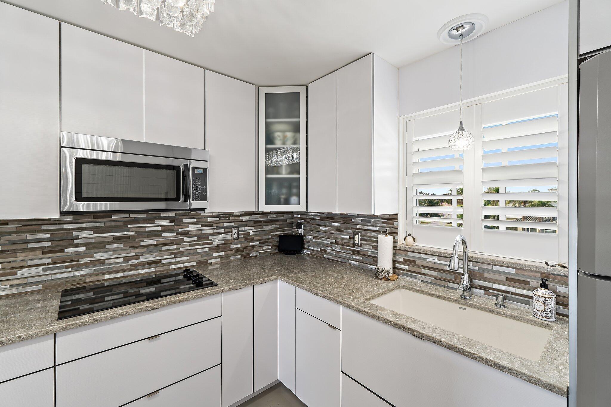 100 Waterway #E305, Tequesta FL 33469