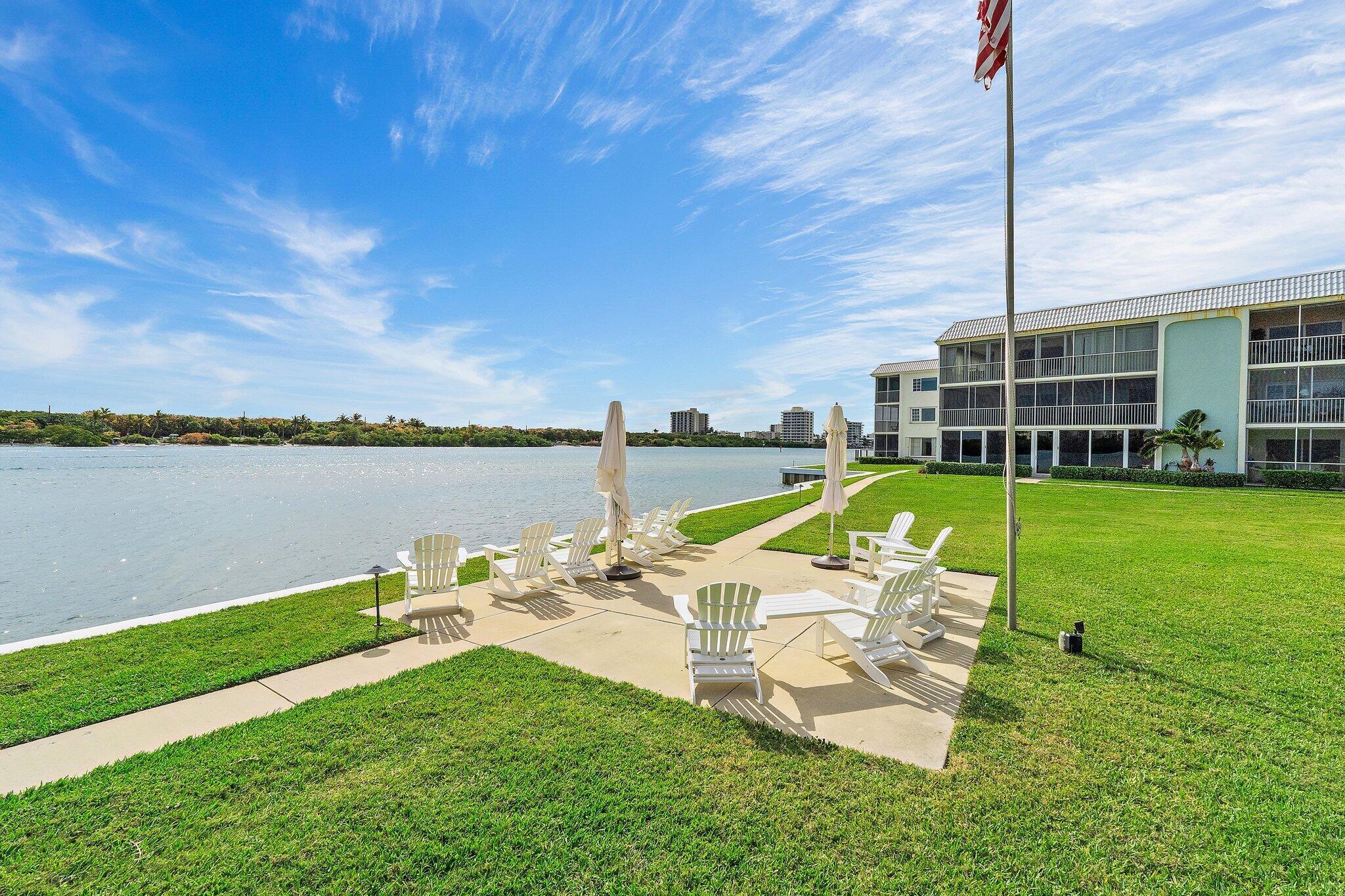 100 Waterway #E305, Tequesta FL 33469