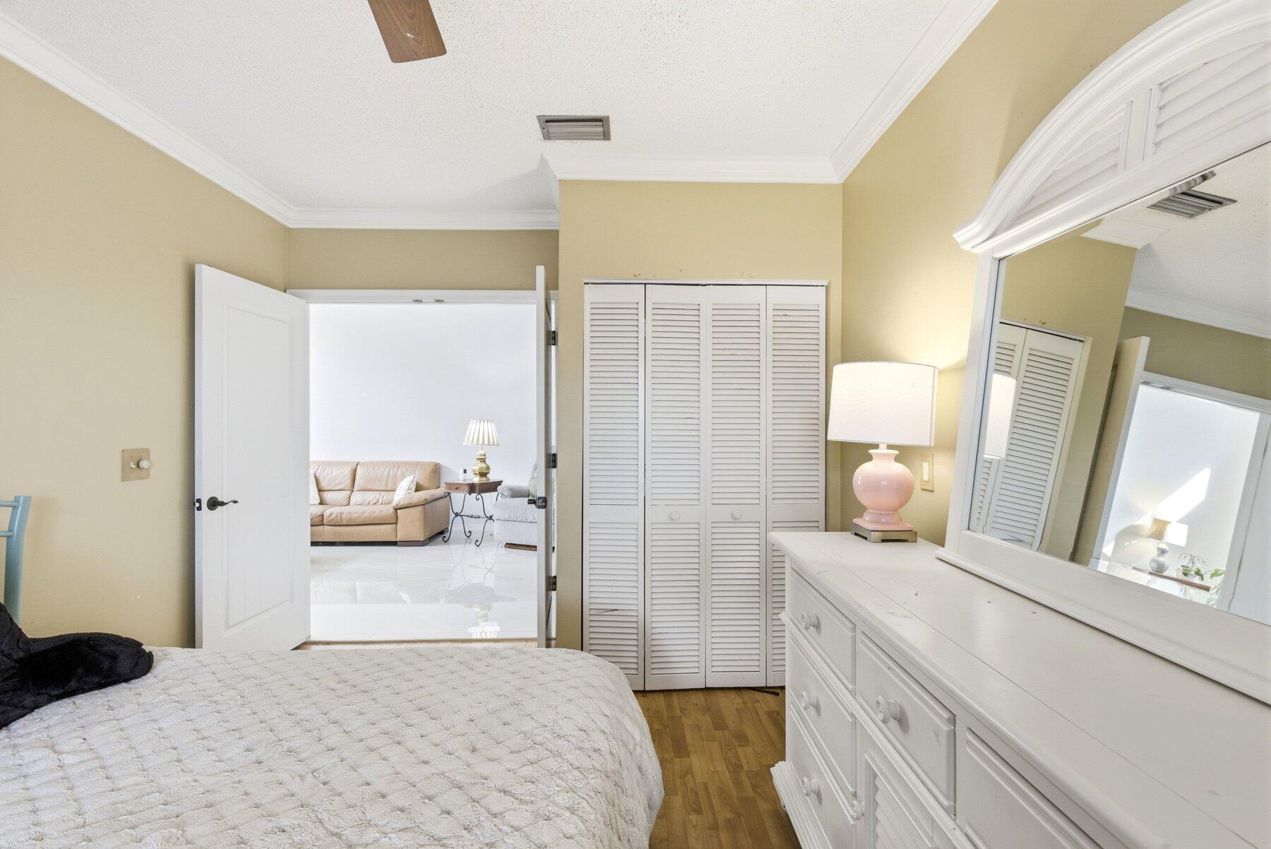6670 Canary Palm #Unit 16, Boca Raton FL 33433