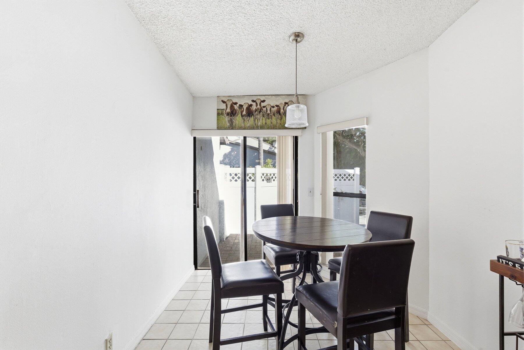 6670 Canary Palm #Unit 16, Boca Raton FL 33433
